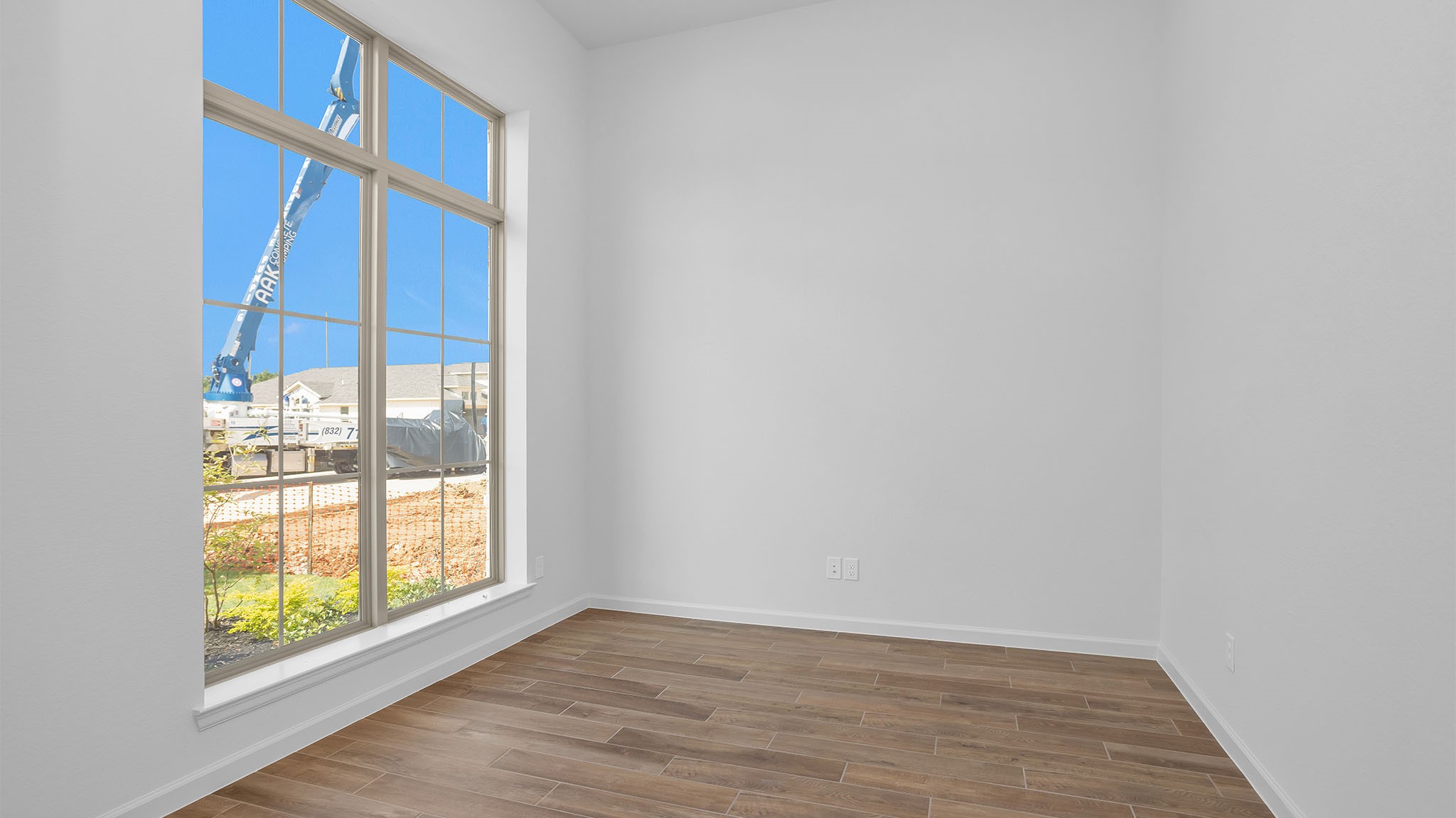407 Mercury Sky Road Property Photo 8