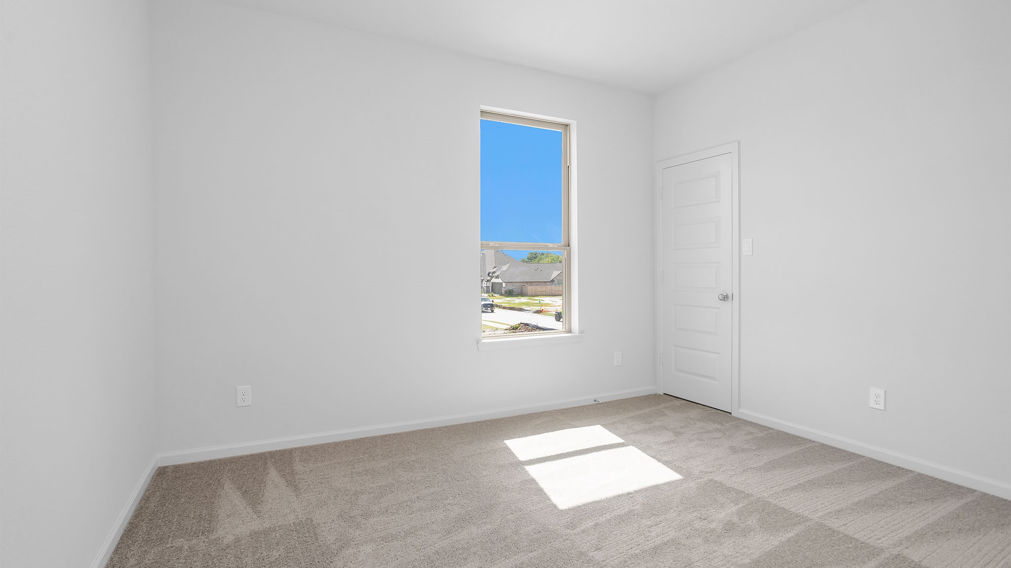 407 Mercury Sky Road Property Photo 12