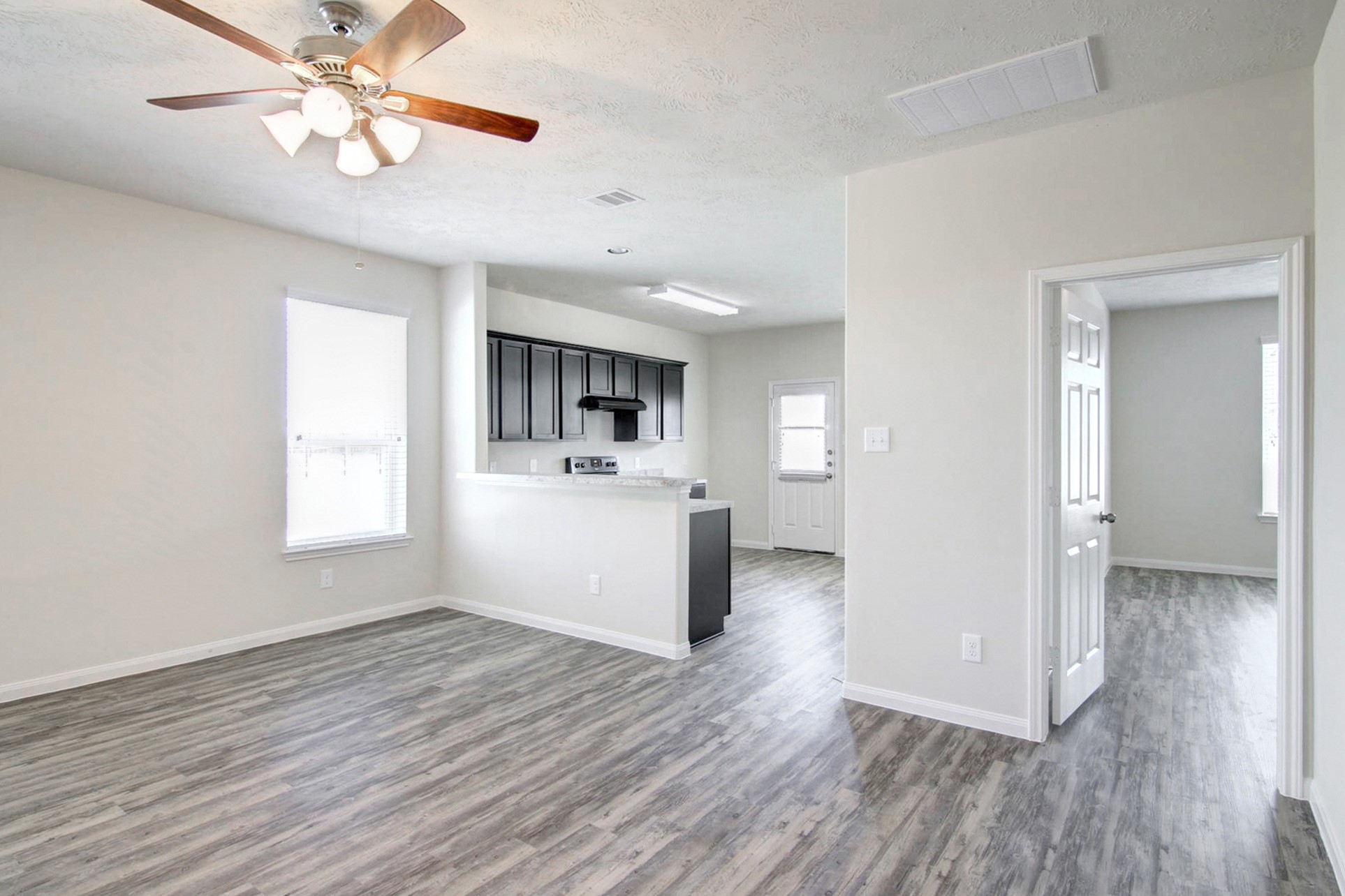 2839 Silver Tree Property Photo 11