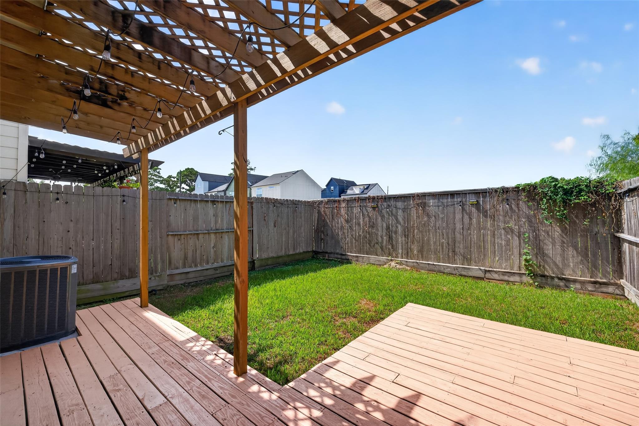3921 Tulane Oak Drive Property Photo 44