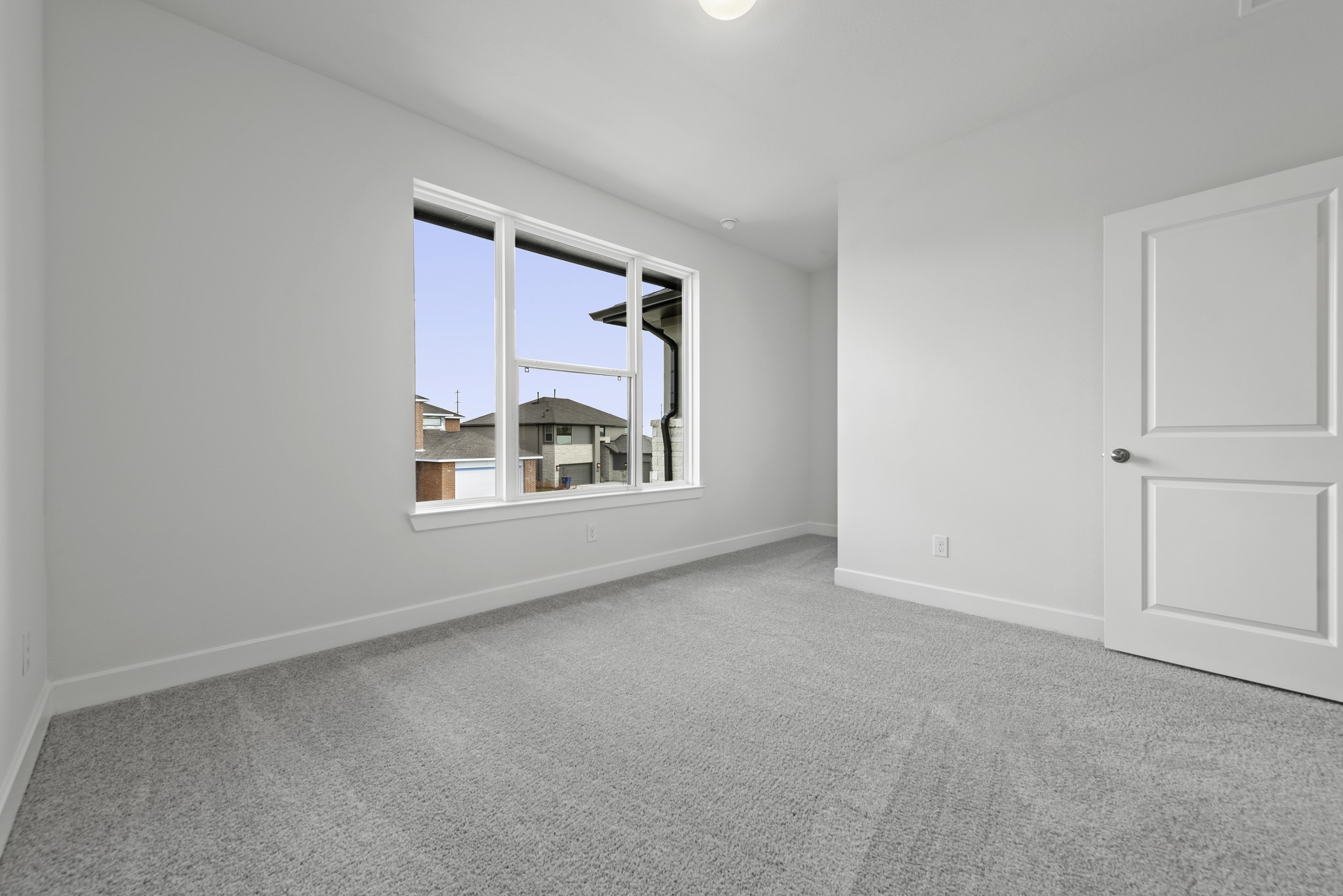 10615 Dina Yellow Drive Property Photo 32