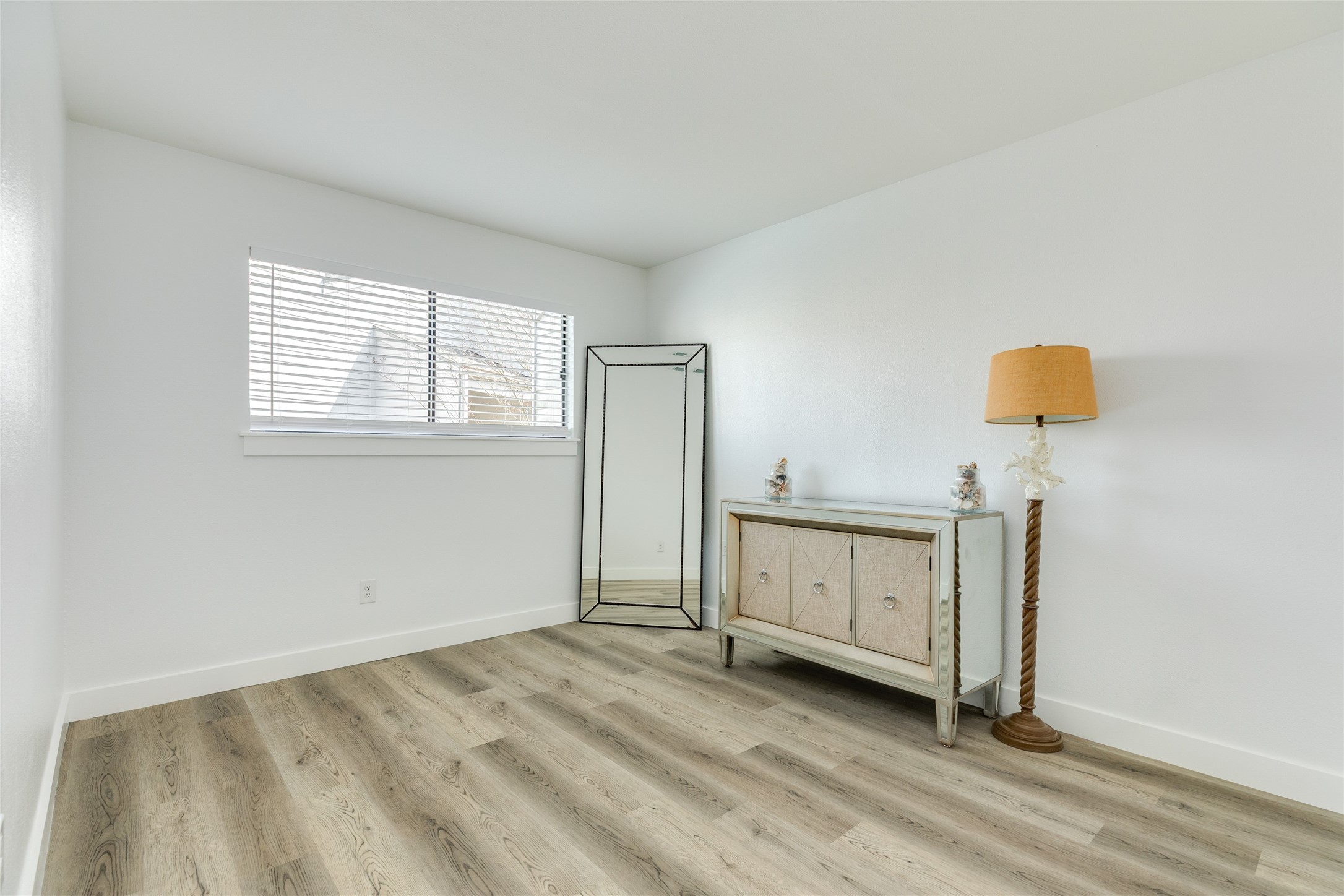 3220 69th Street F5 Property Photo 18