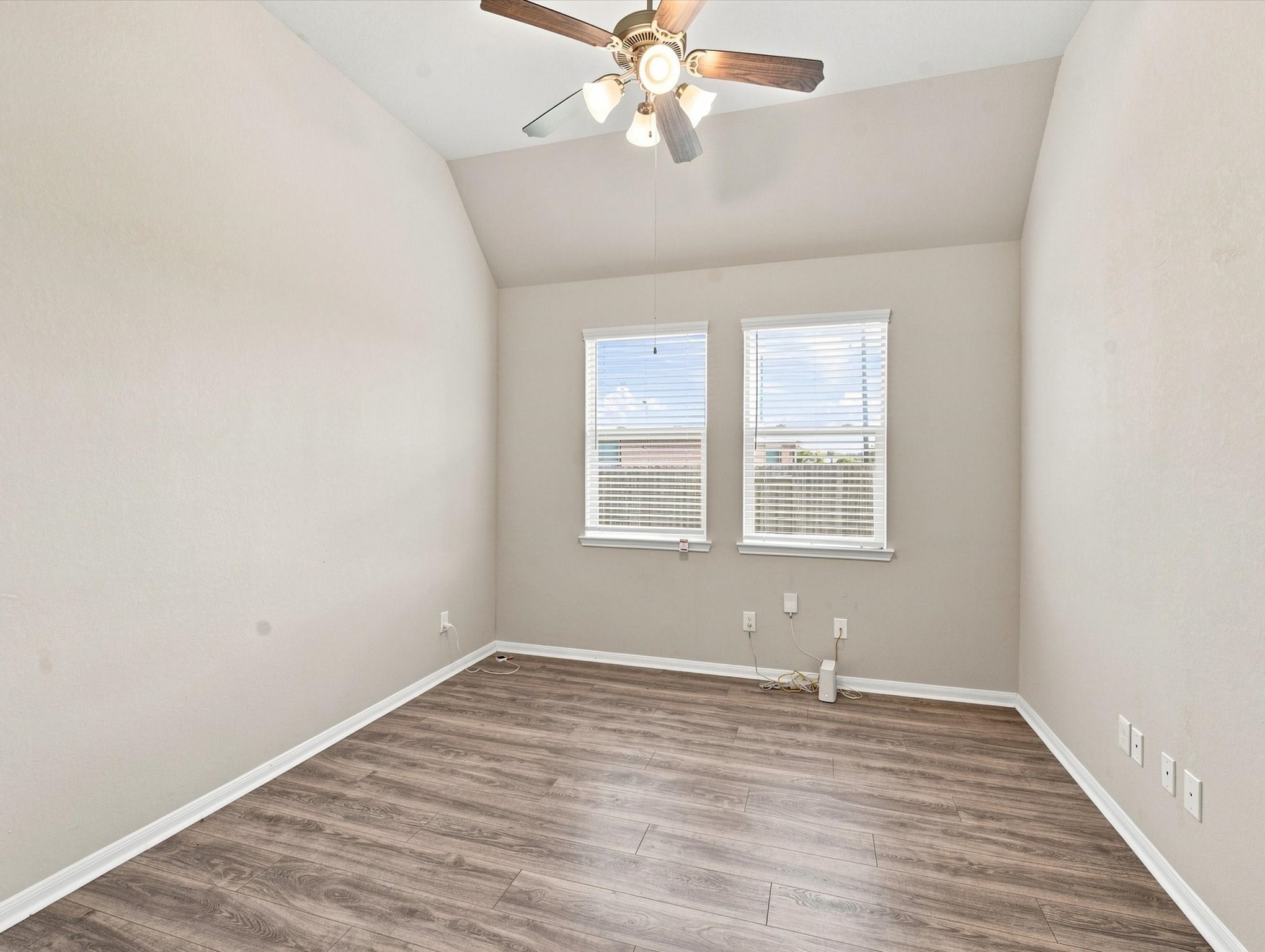 31407 Elkcreek Bend Drive Property Photo 20