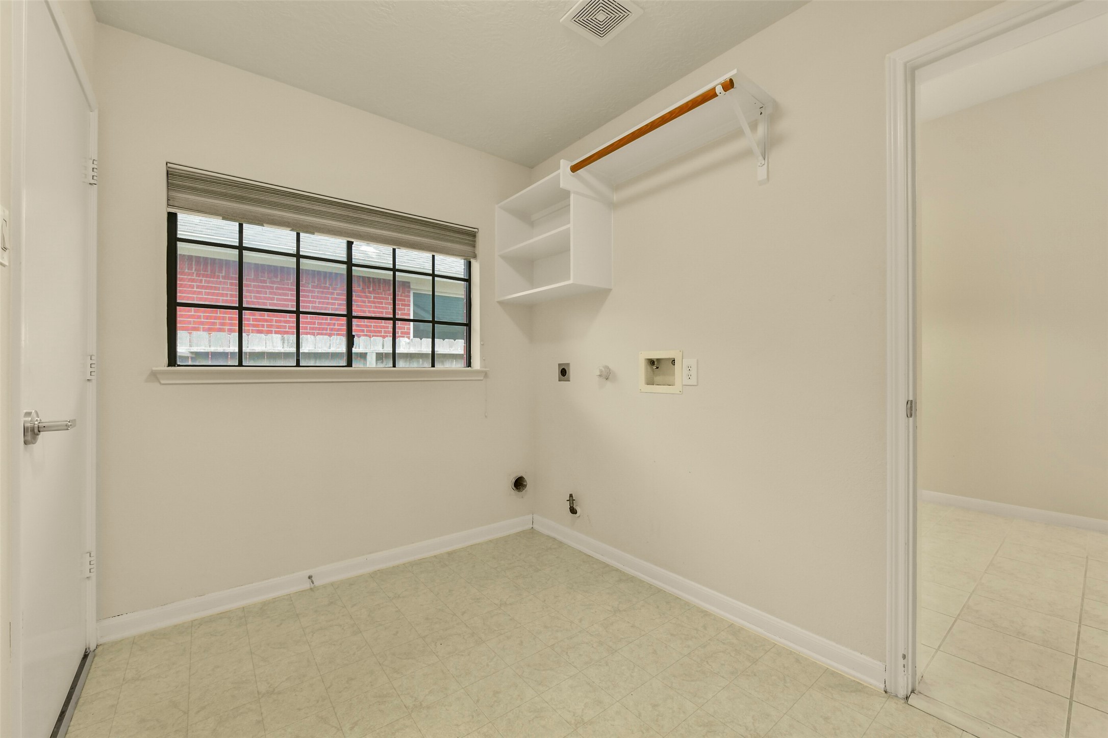 3510 Harbor Pass Lane Property Photo 21