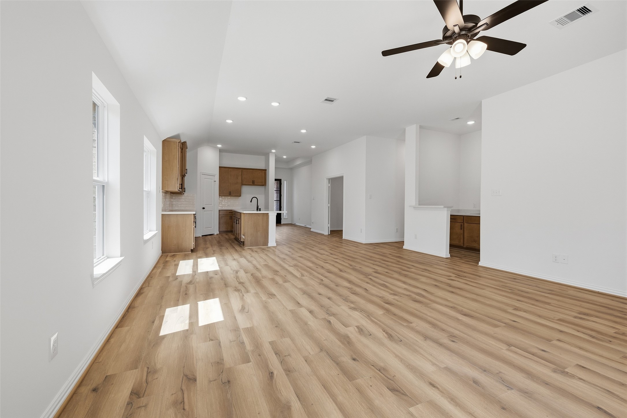 2012 Shady Glen Lane Property Photo 3