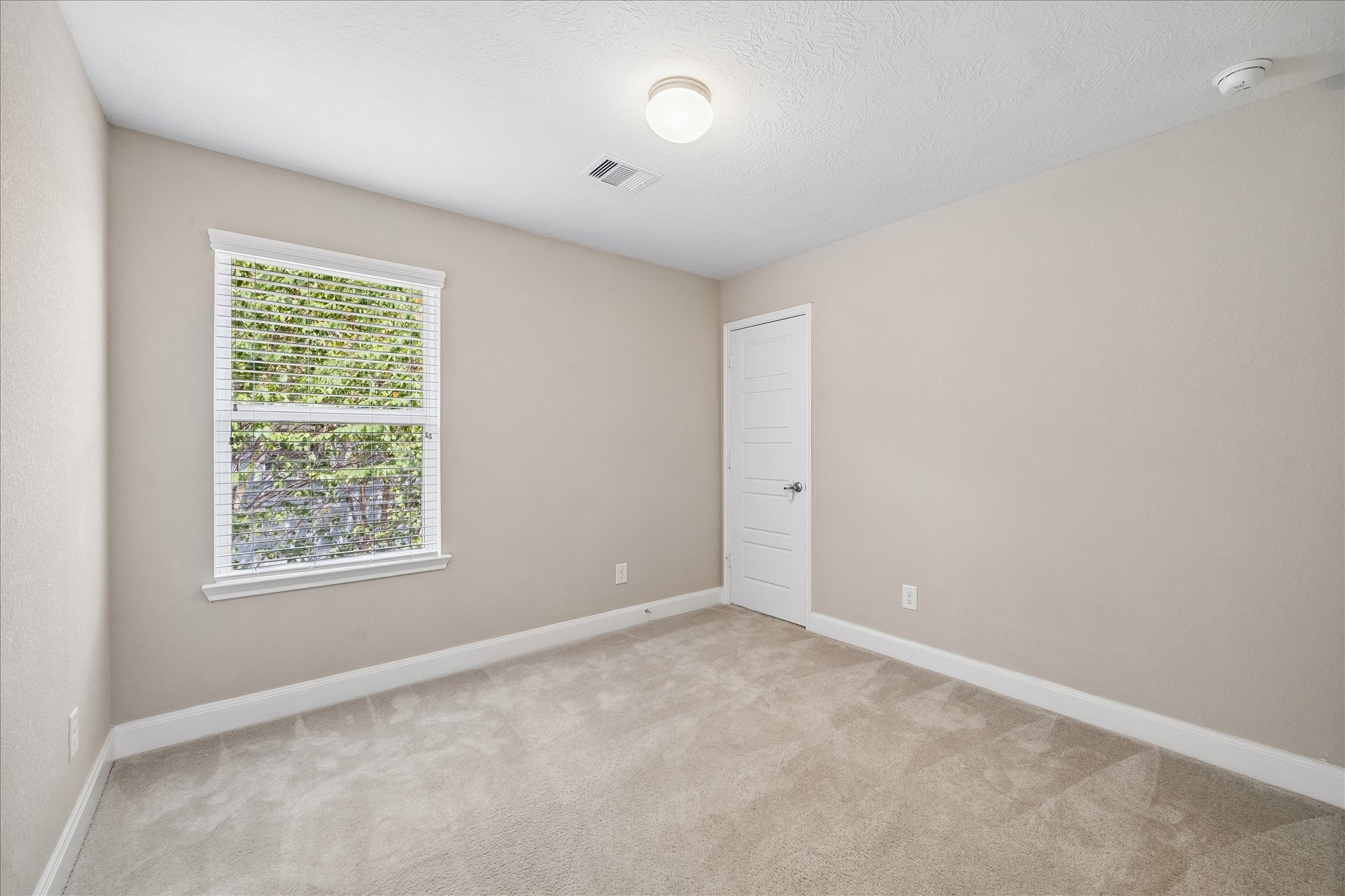 8922 Hollister Commons Lane Property Photo 10