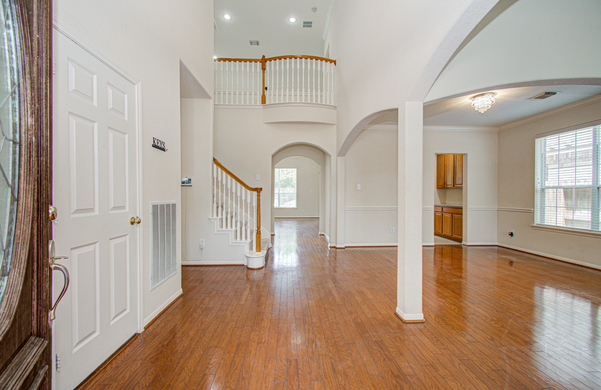 6110 Barkermist Lane Property Photo 4