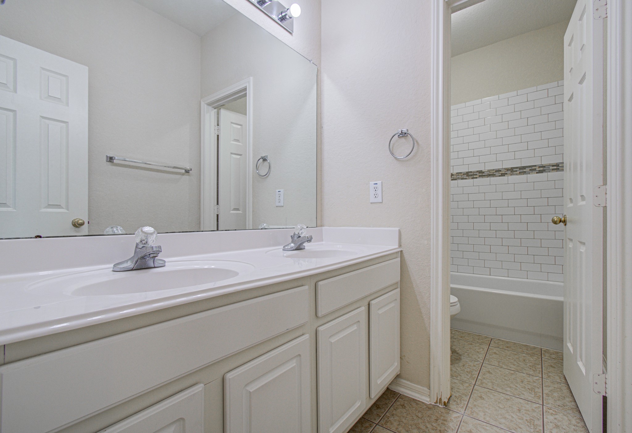 6110 Barkermist Lane Property Photo 25