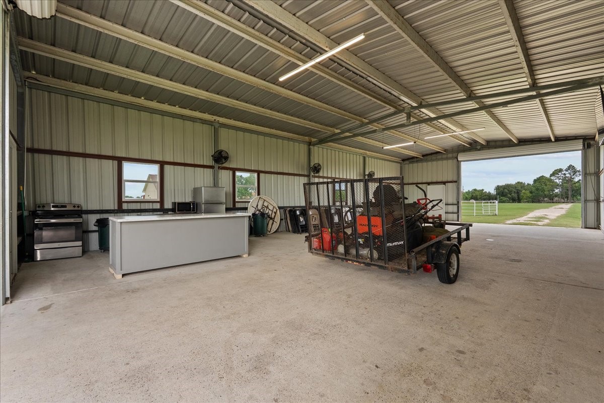 4215 Danek Road Property Photo 10