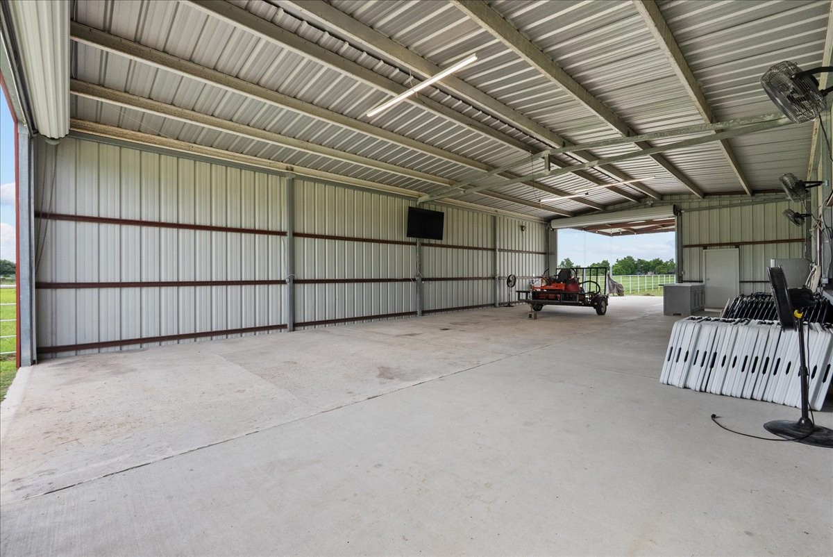 4215 Danek Road Property Photo 11