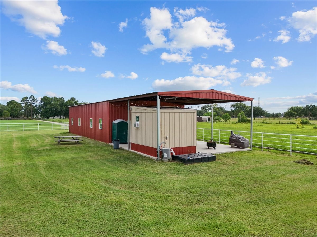 4215 Danek Road Property Photo 14
