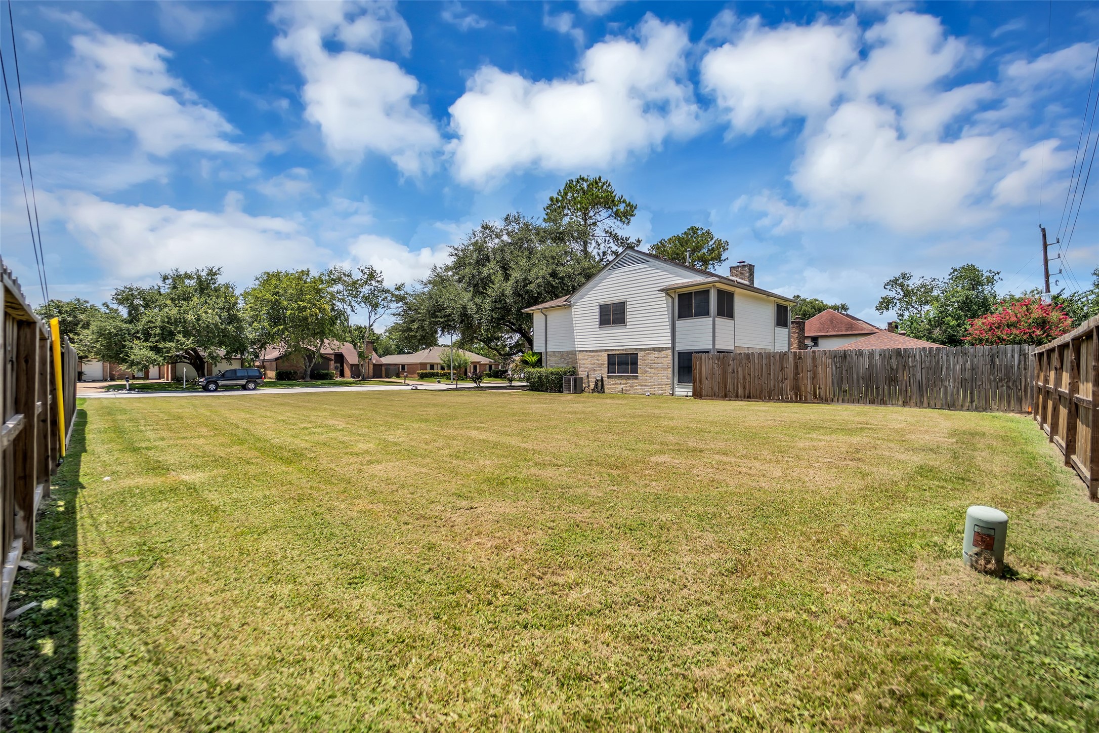 4804 Whispering Falls Drive Property Photo 2