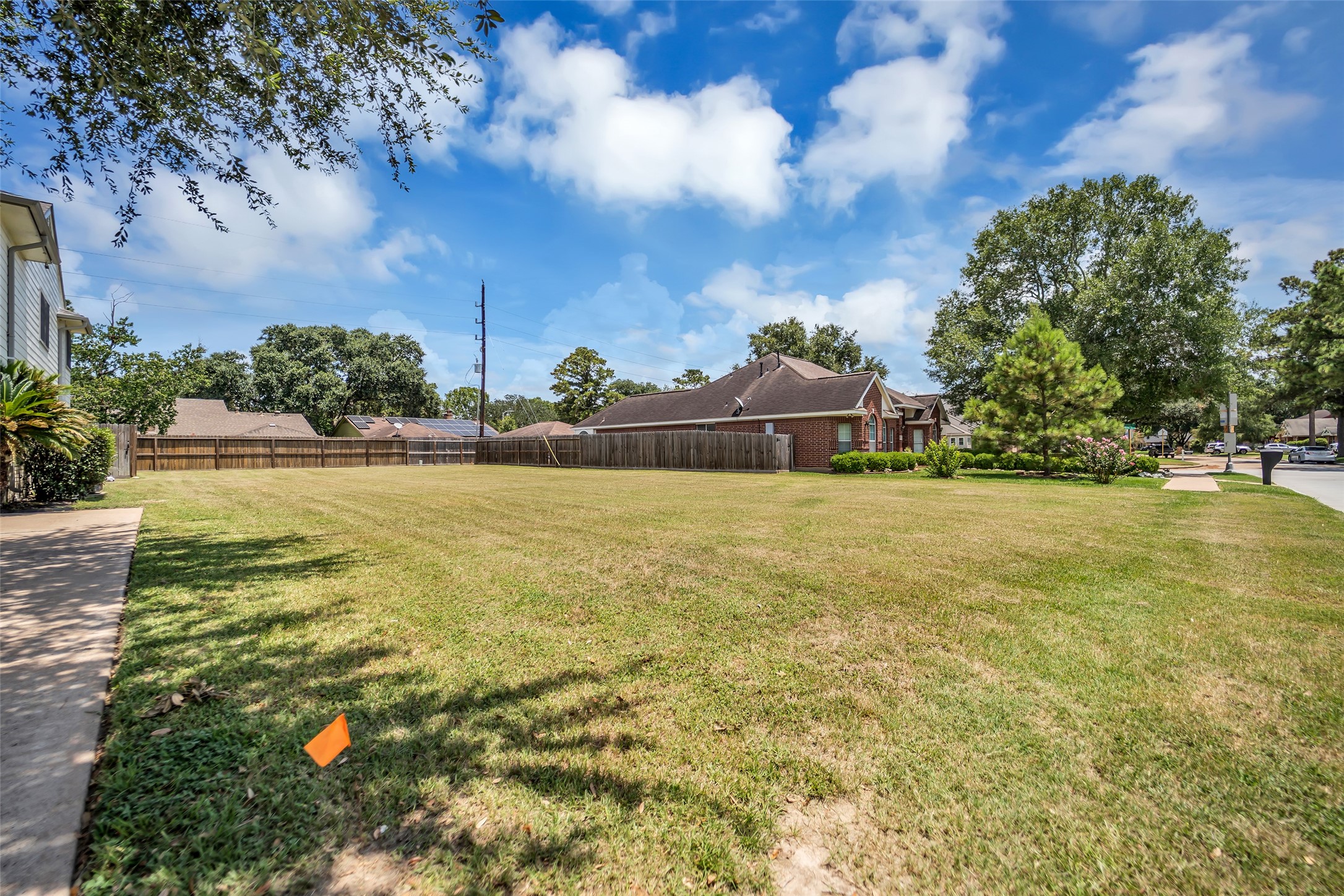 4804 Whispering Falls Drive Property Photo 3