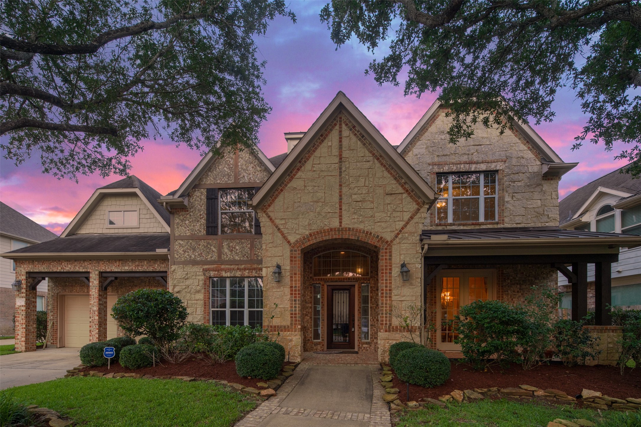 4334 Shady River Property Photo