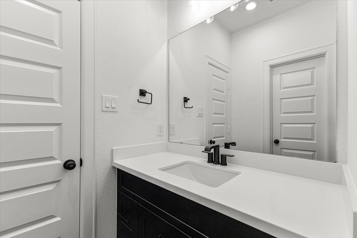 5014 Elizabeth City Street Property Photo 15