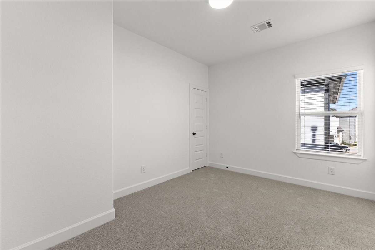 5014 Elizabeth City Street Property Photo 18