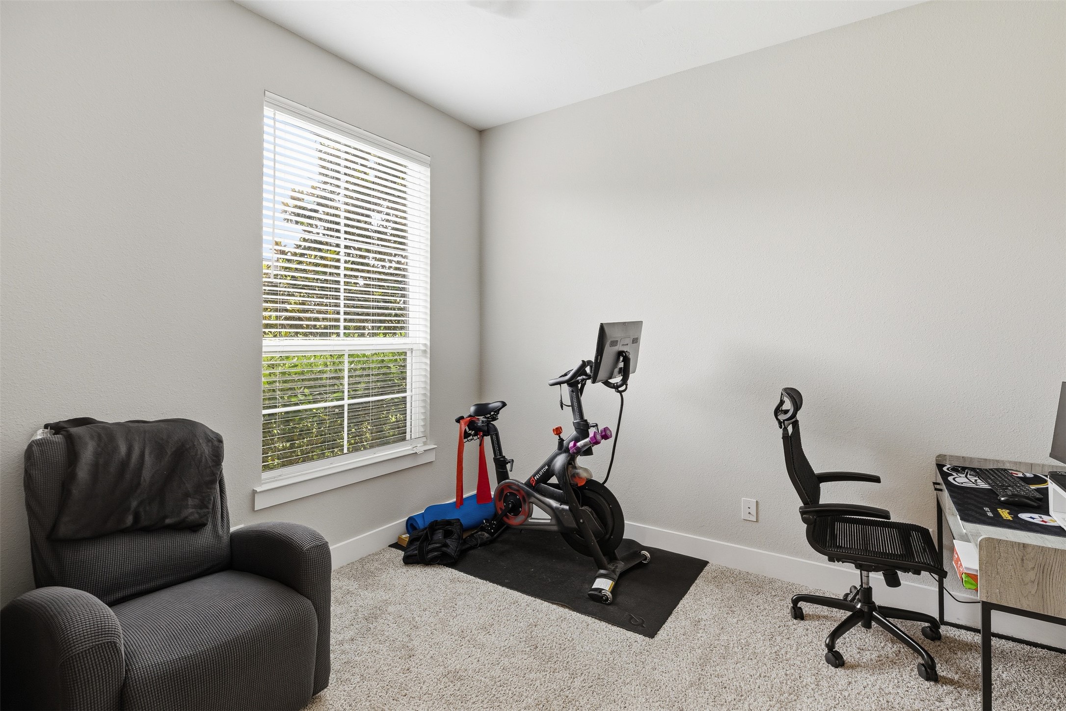 417 Ripple Edge Court Property Photo 8