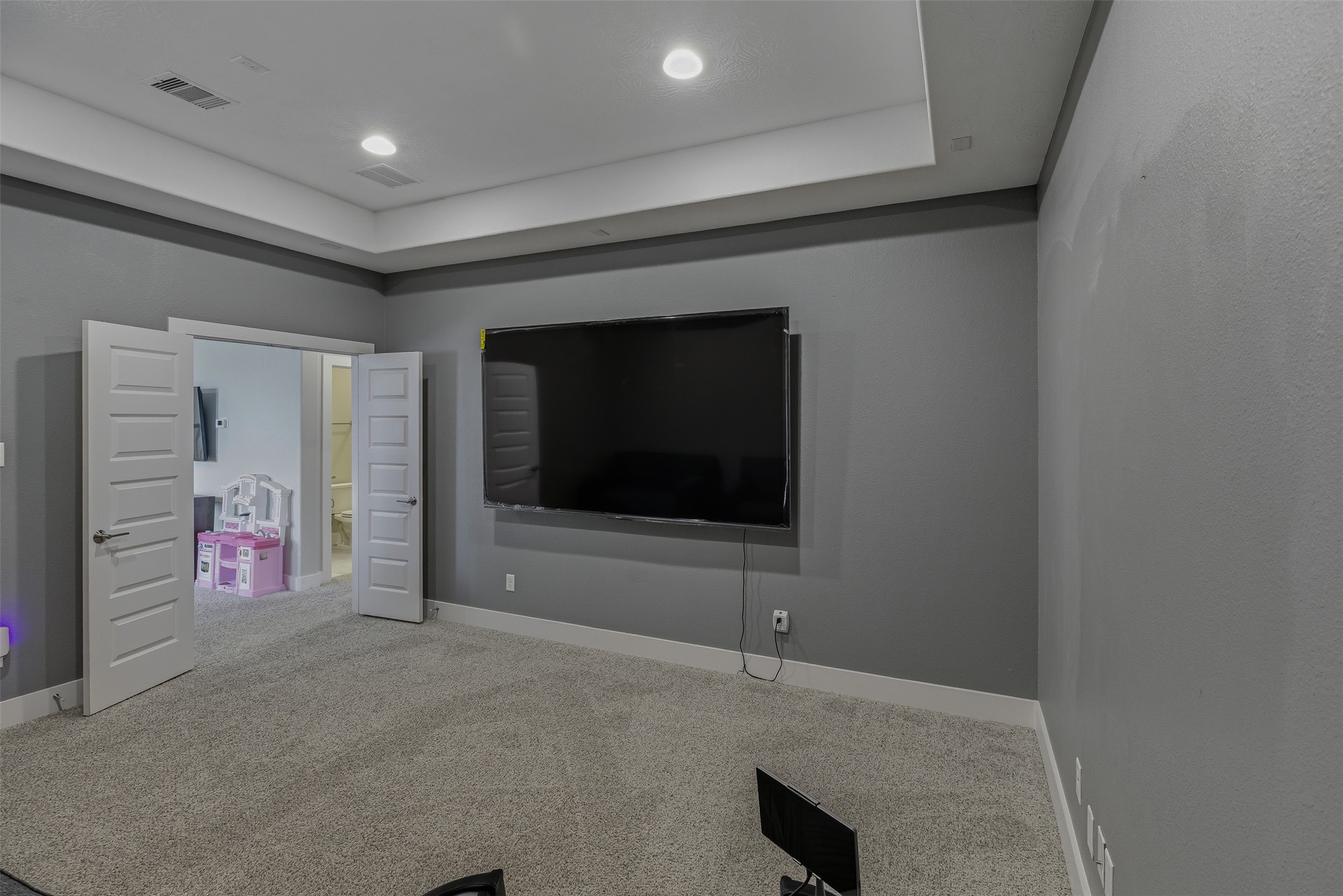 417 Ripple Edge Court Property Photo 33