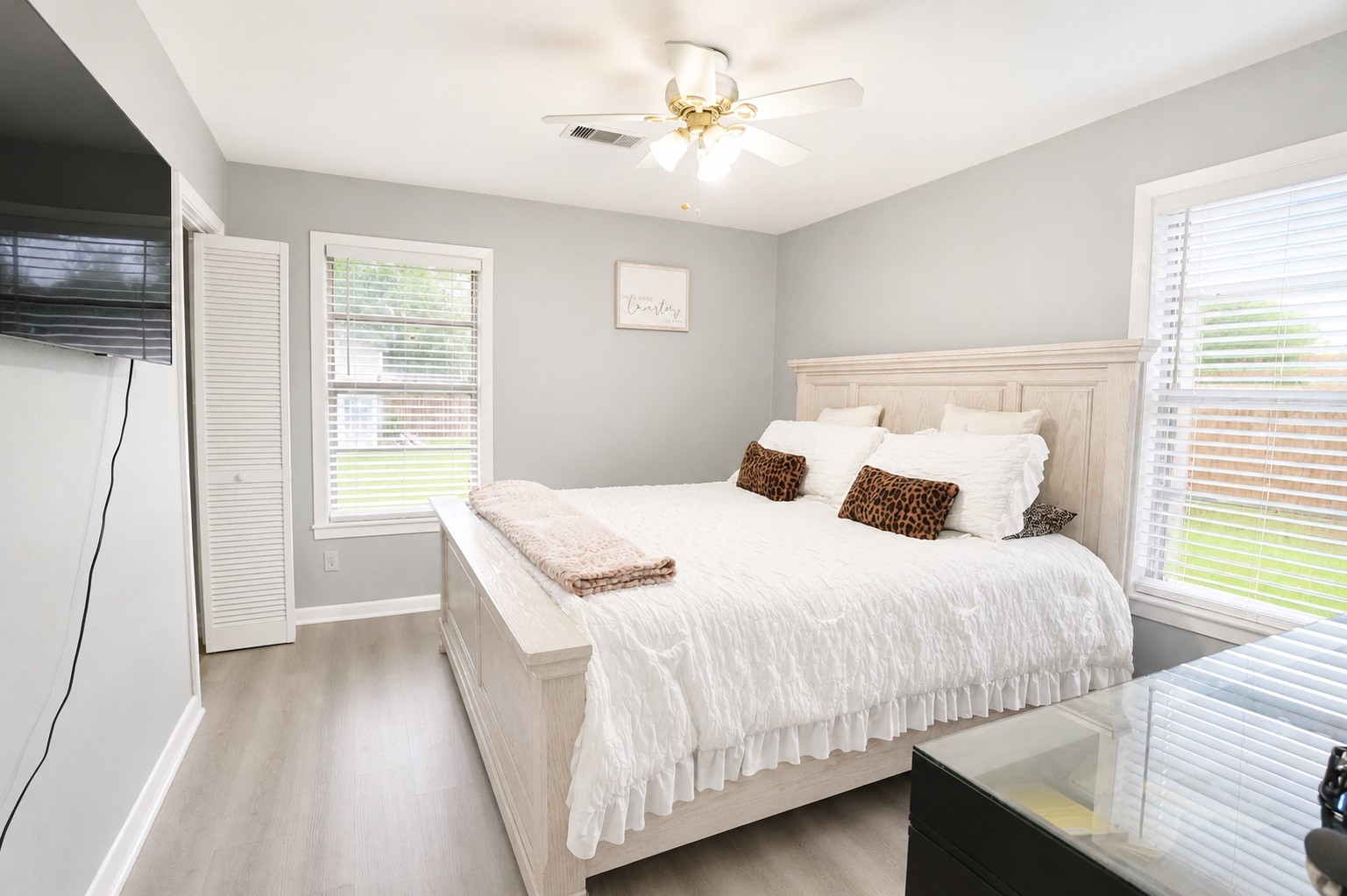 1211 Alamo Street Property Photo 6