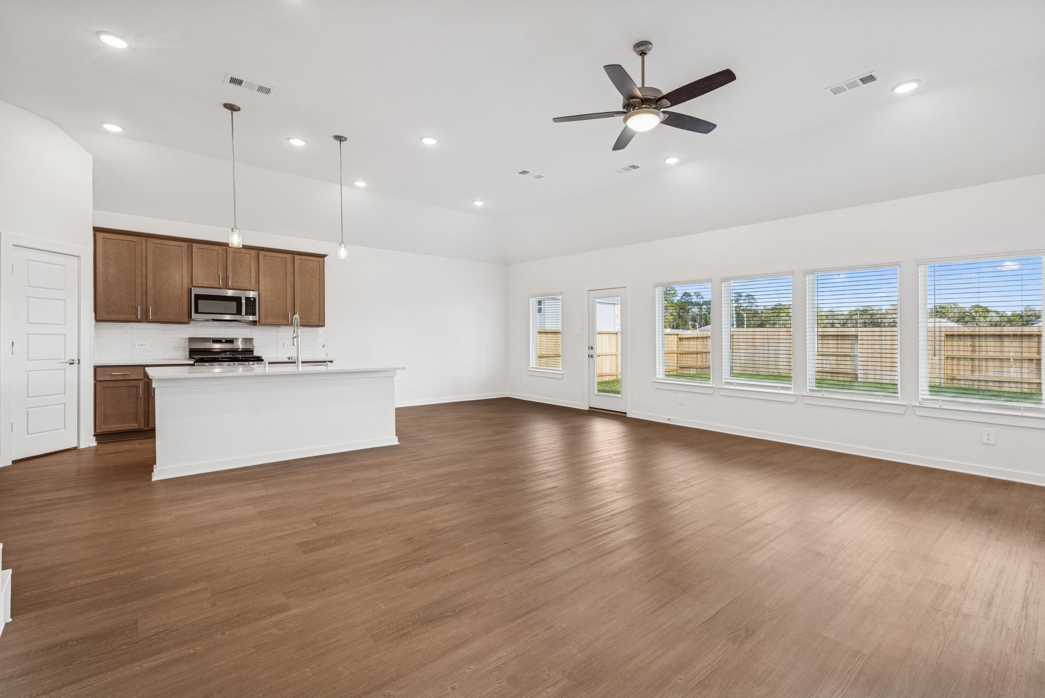 16919 Pin Cherry Leaf Drive Property Photo 3