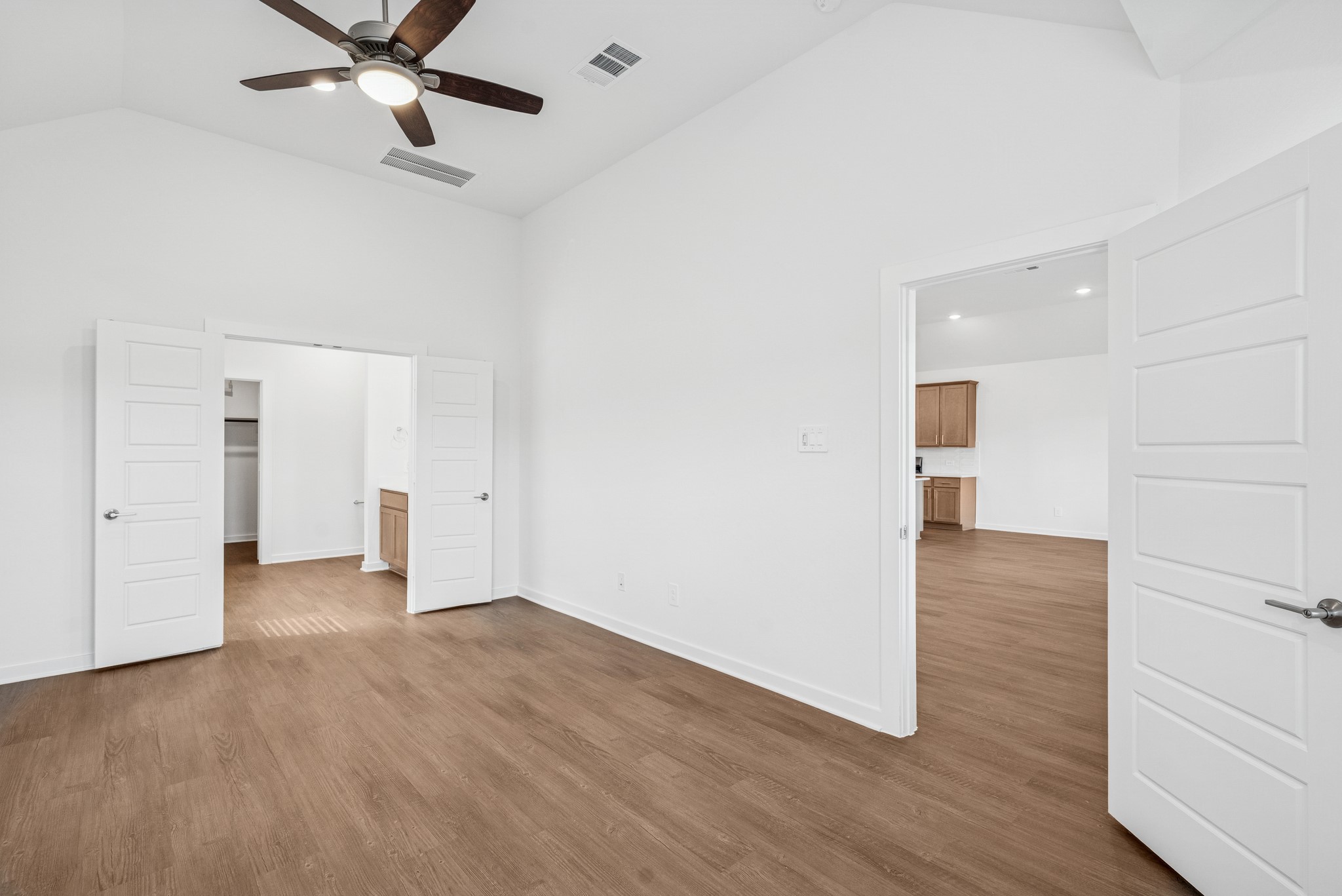 16919 Pin Cherry Leaf Drive Property Photo 4