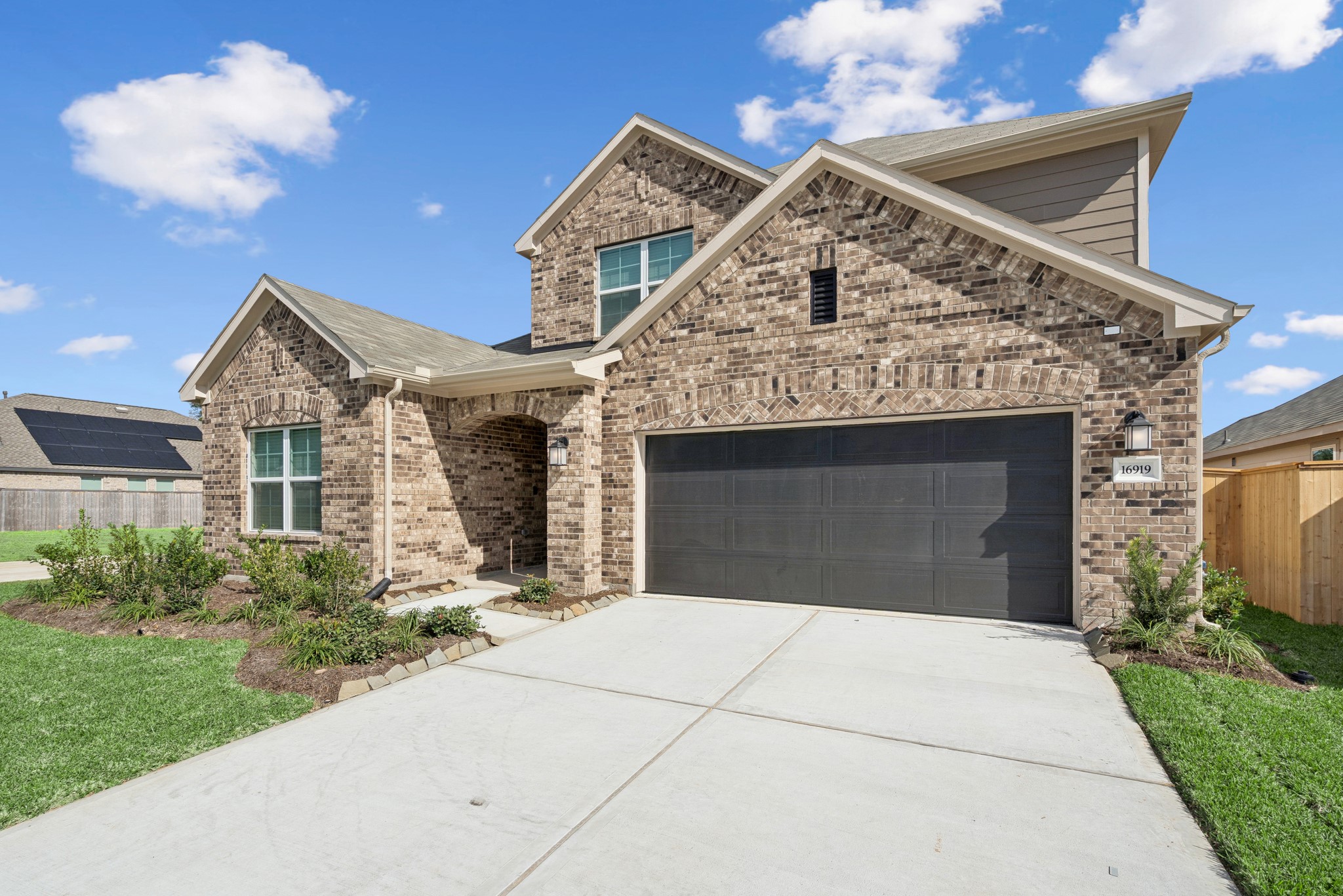 16919 Pin Cherry Leaf Drive Property Photo 11