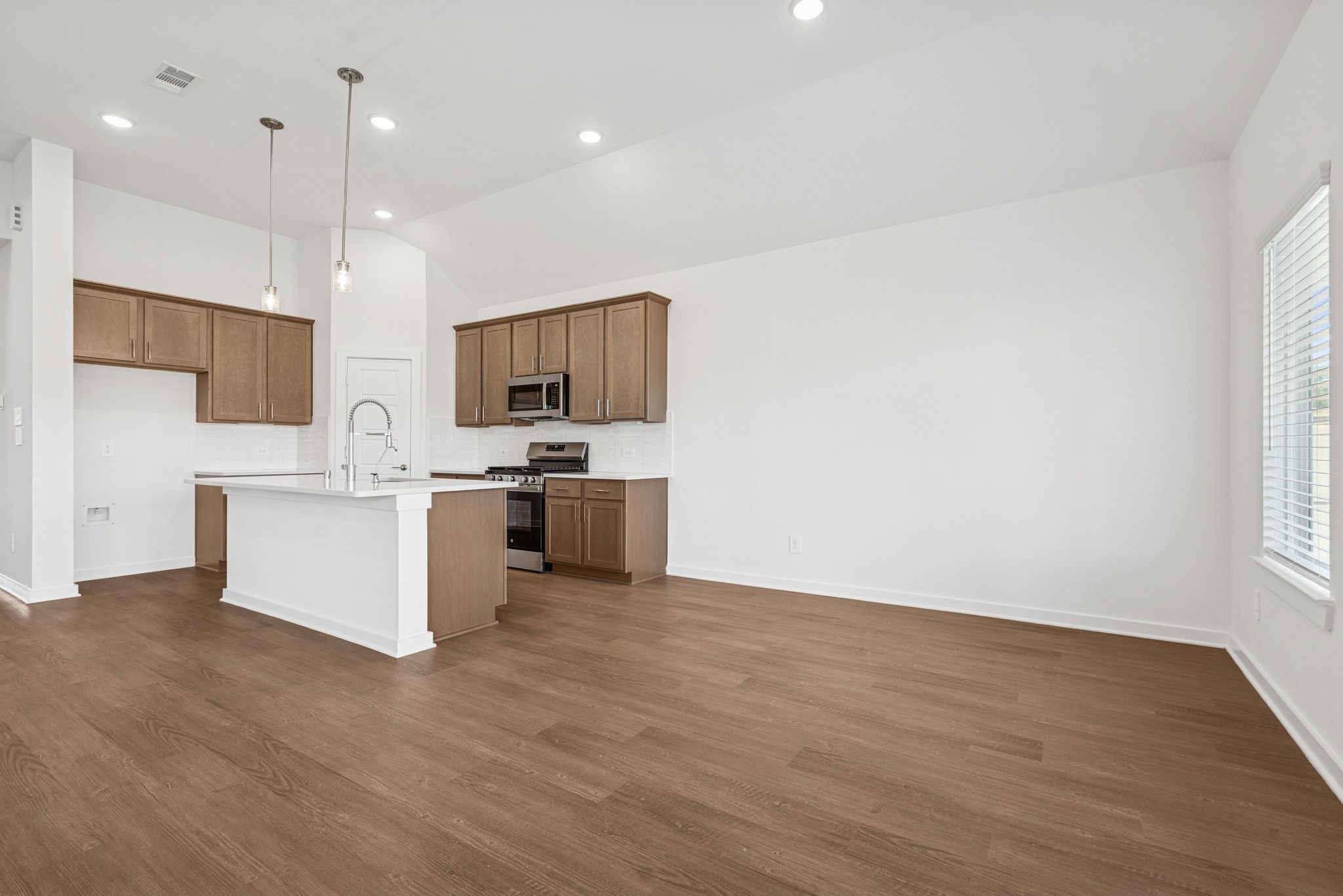 16919 Pin Cherry Leaf Drive Property Photo 19