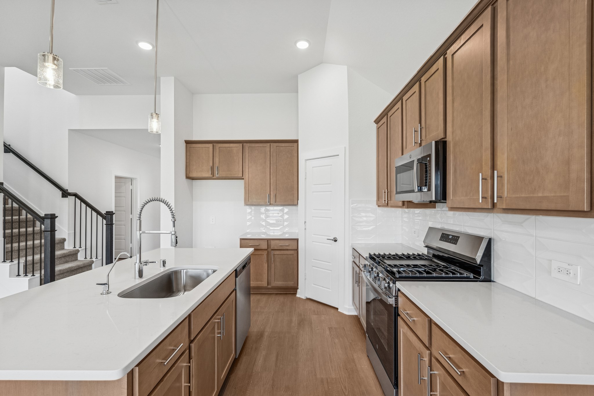 16919 Pin Cherry Leaf Drive Property Photo 21