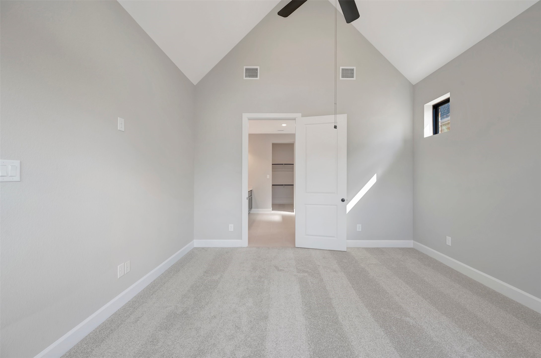21924 Rolling Greens Road Property Photo 33