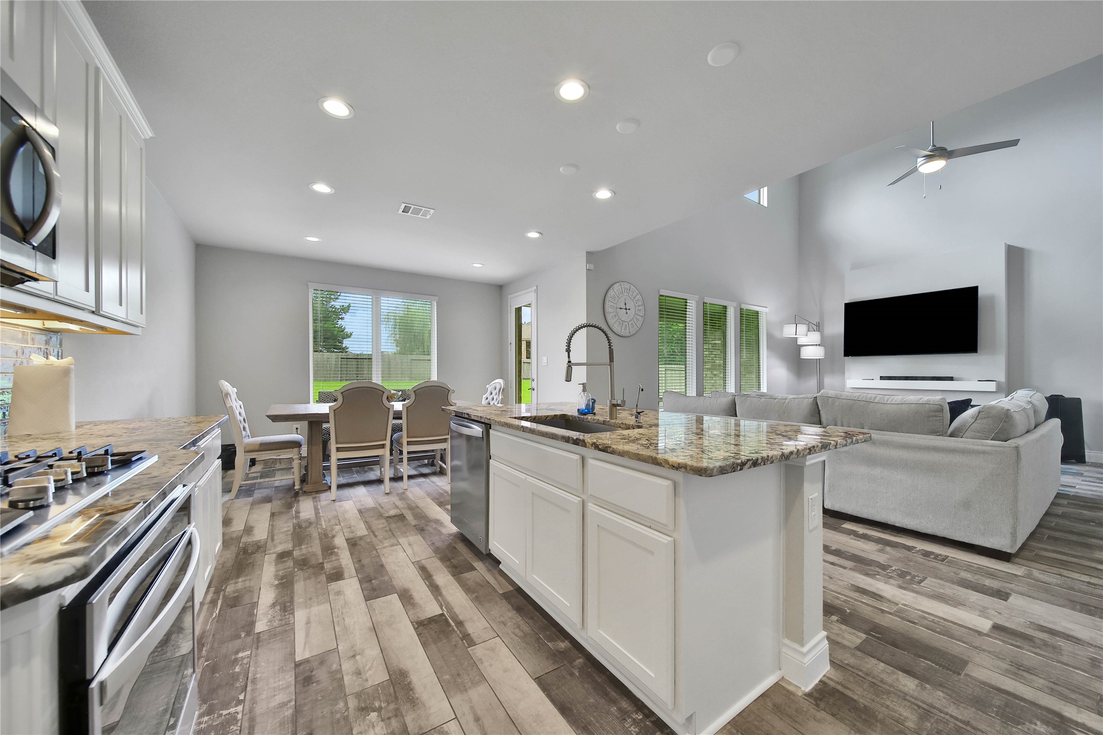 18206 Langkawi Lane Property Photo 15