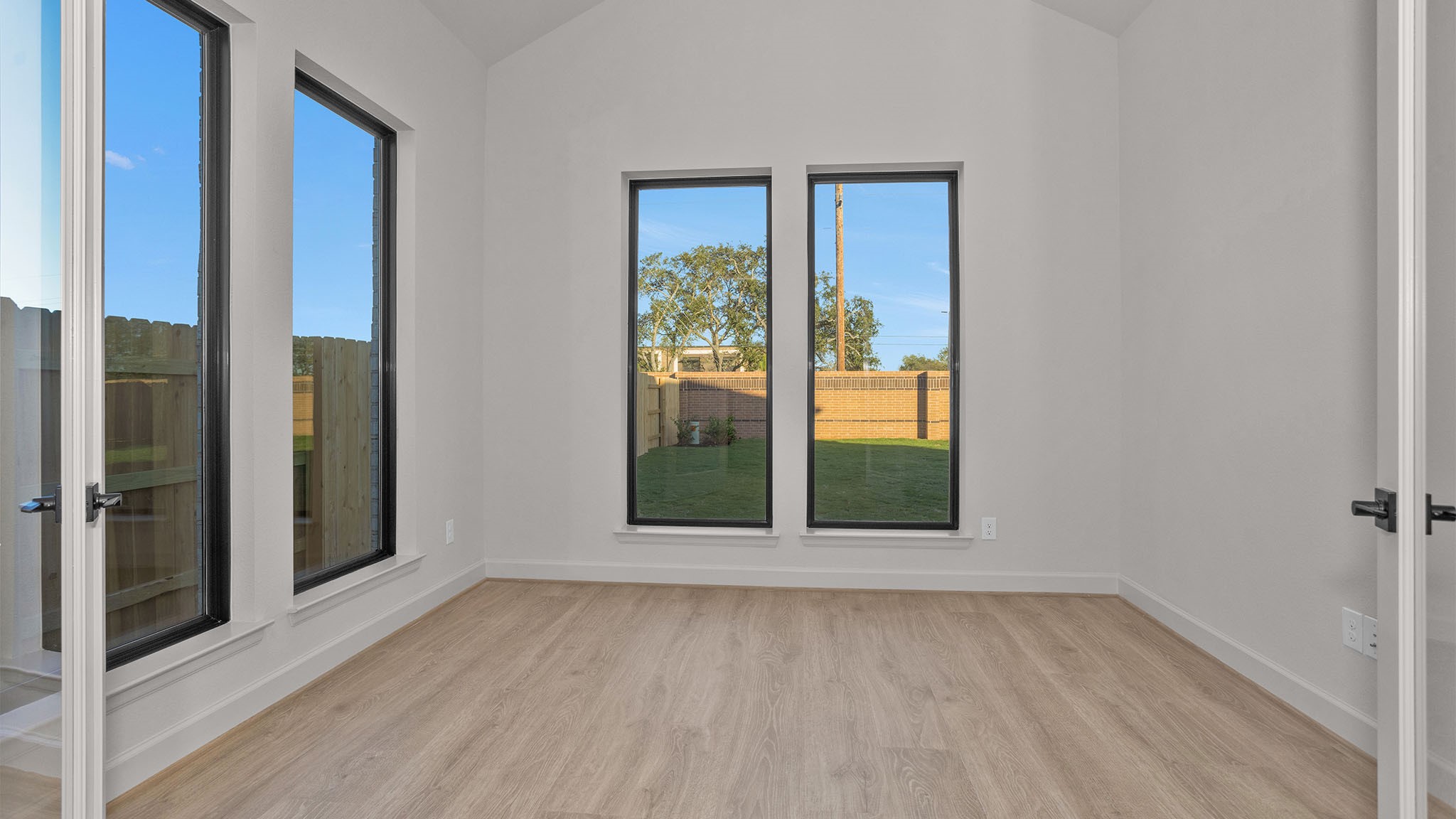 7130 Sadie Highlands Drive Property Photo 7