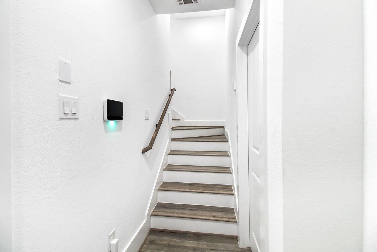 3407 Yellowstone Boulevard Property Photo 3