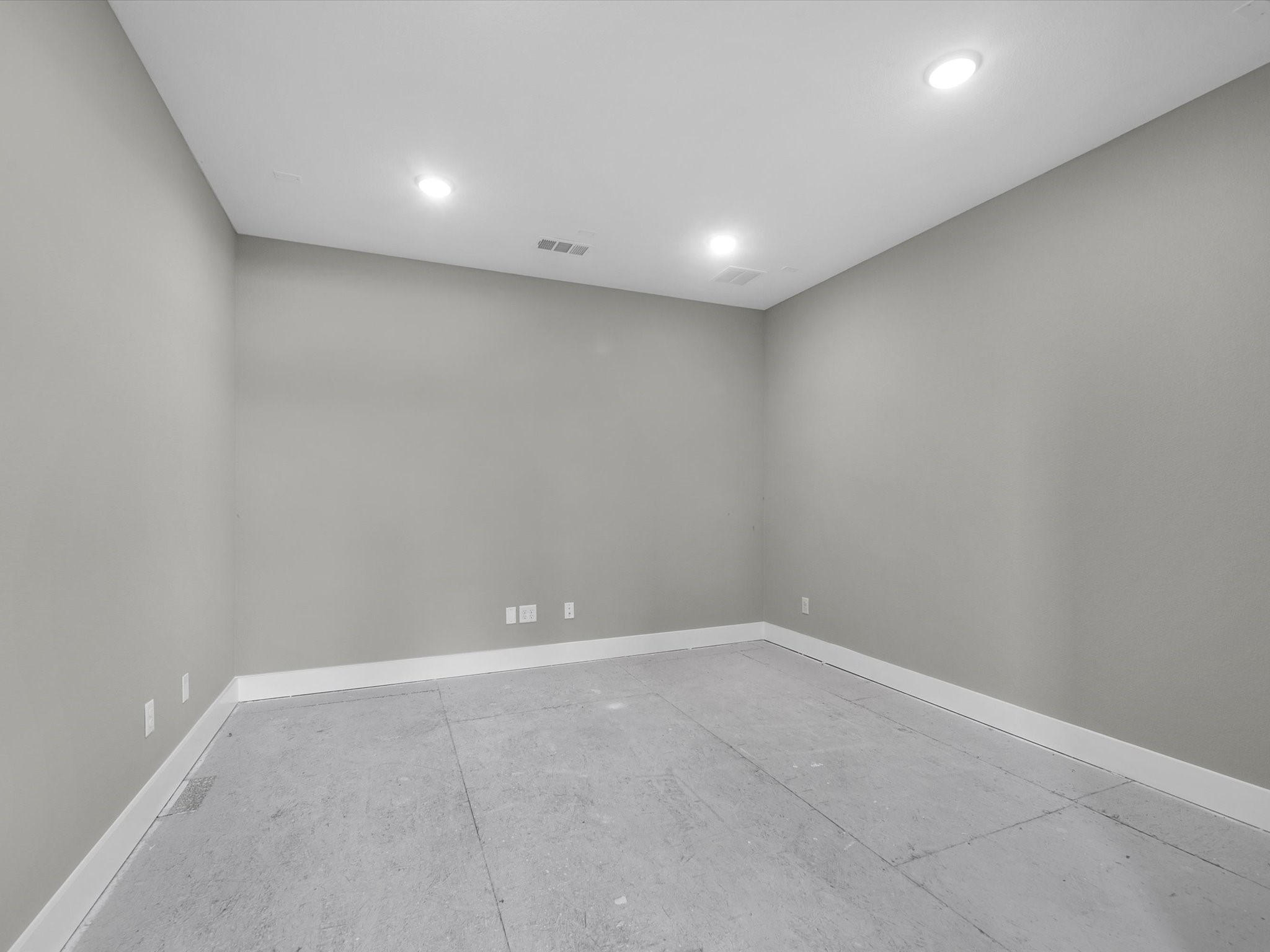 2715 Crown Ridge Drive Property Photo 17