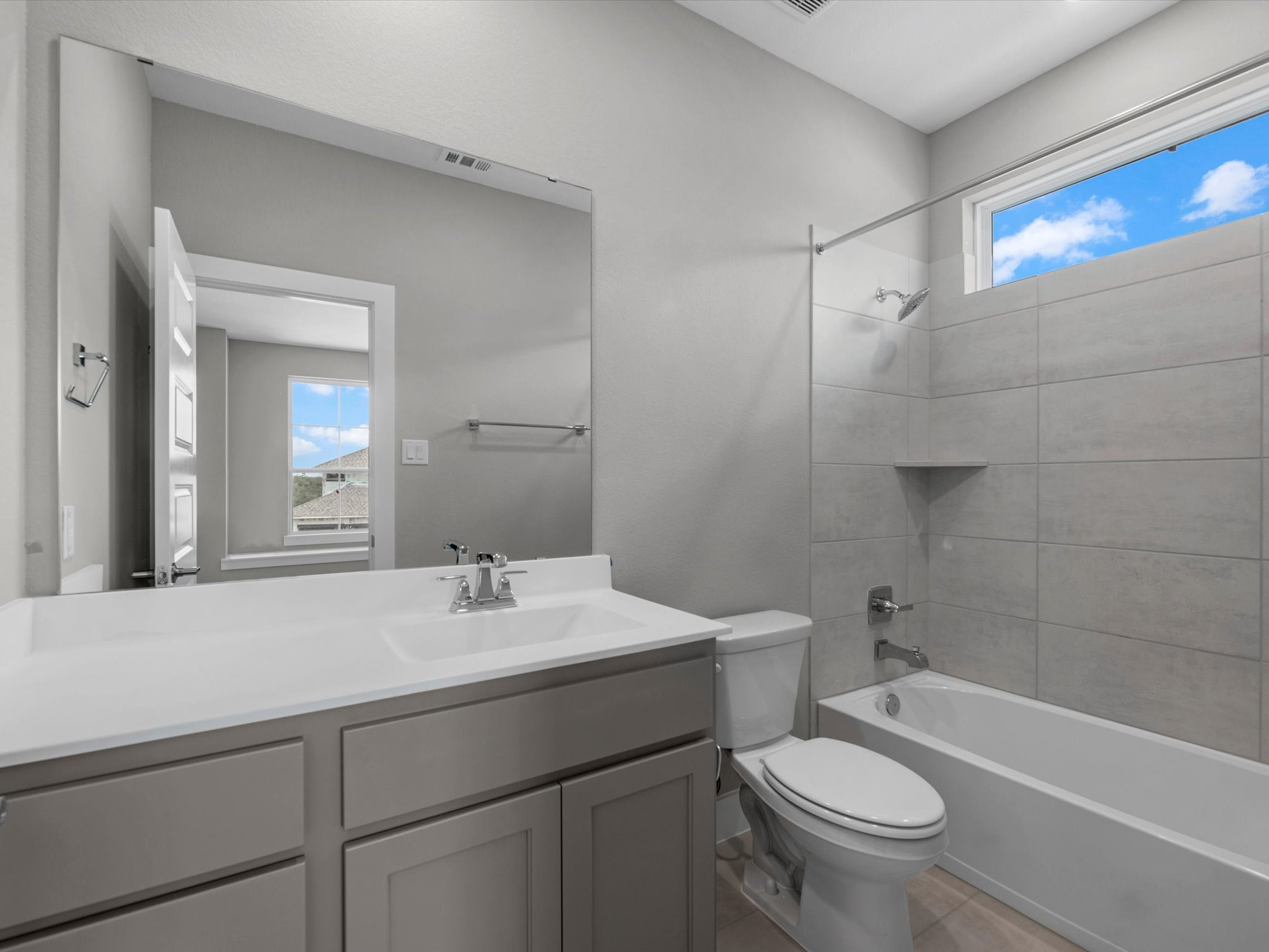 2715 Crown Ridge Drive Property Photo 19