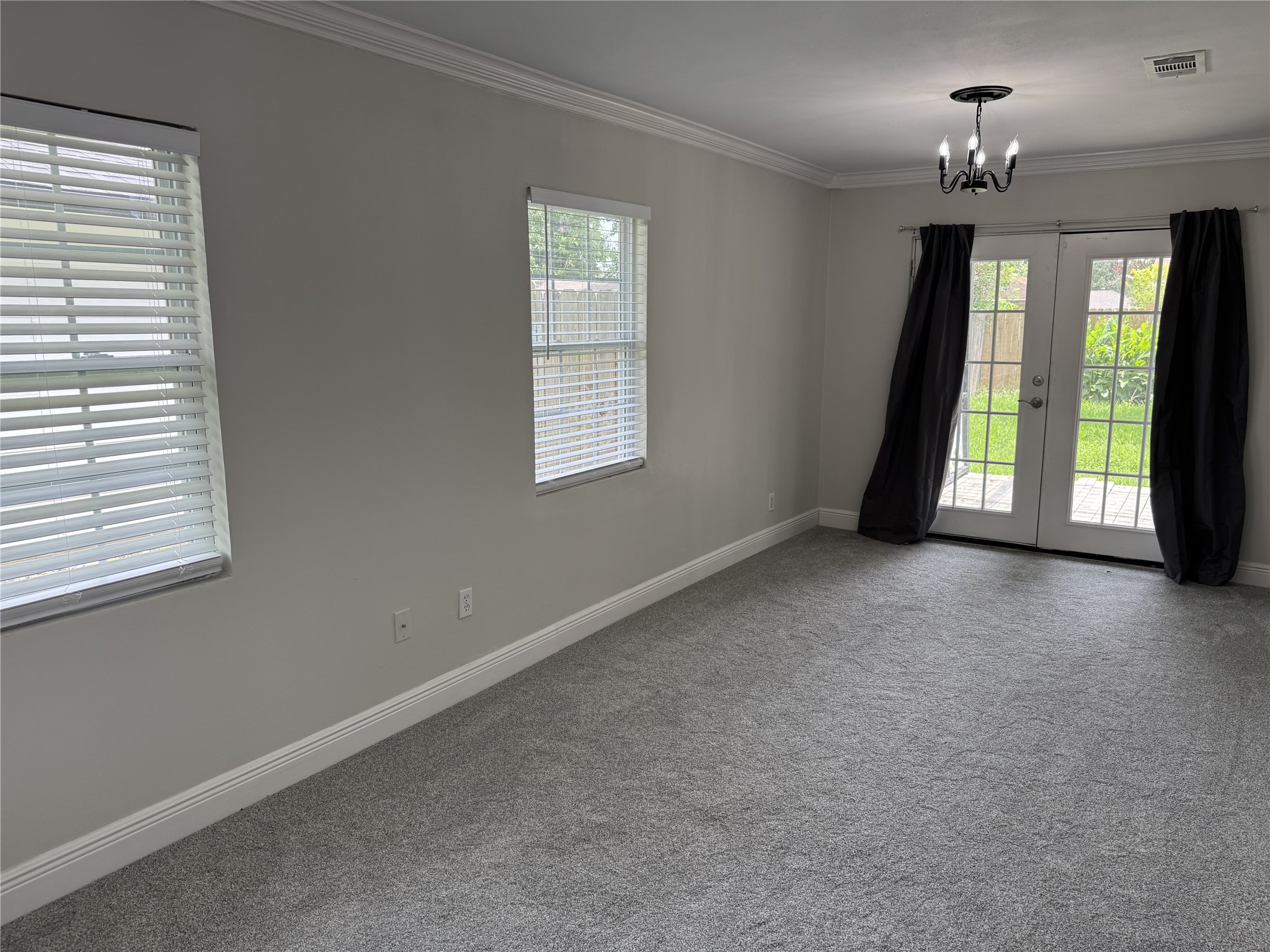 1318 Sulphur Street Property Photo 10