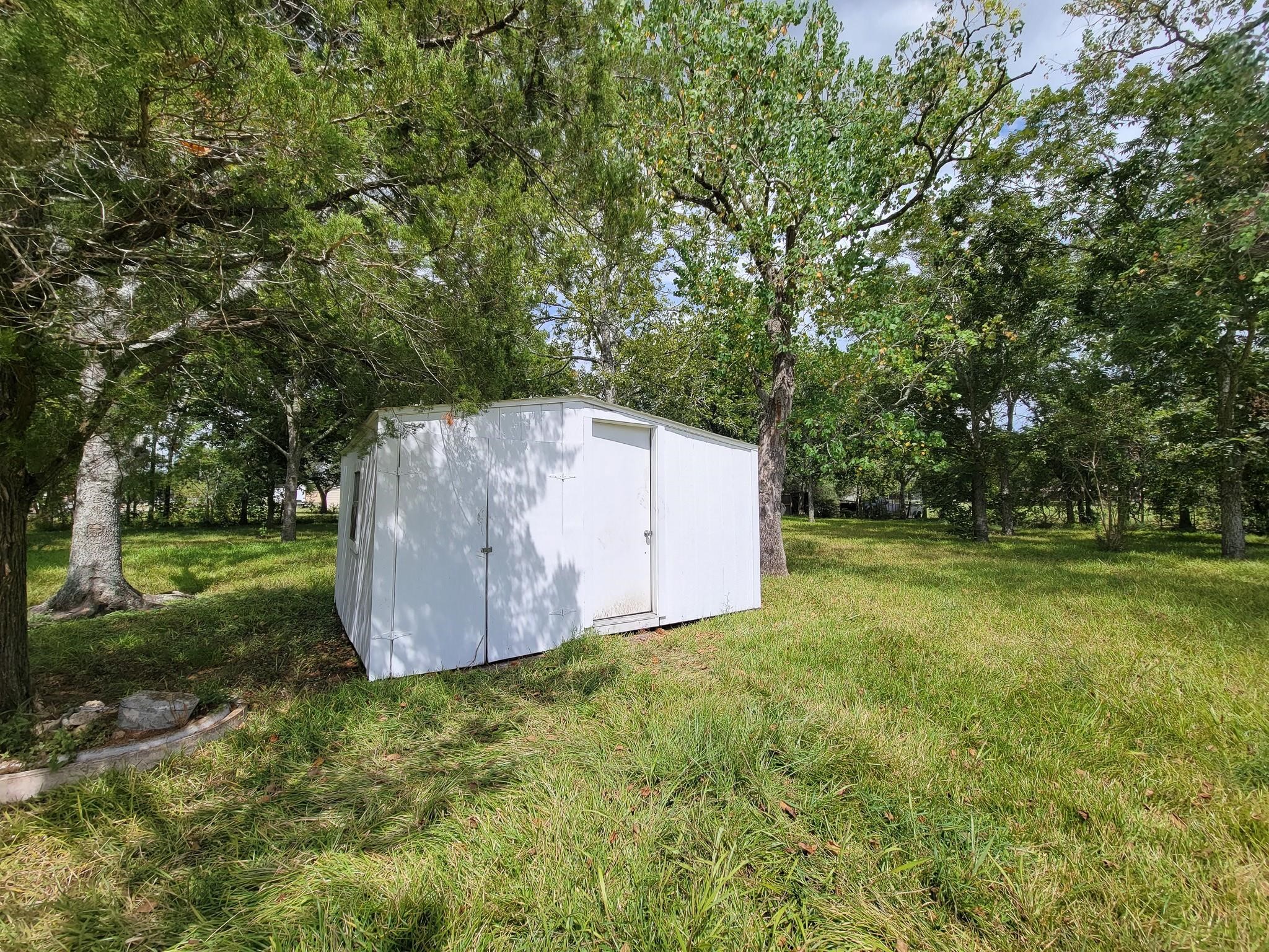 725 Cahill Road Property Photo 32