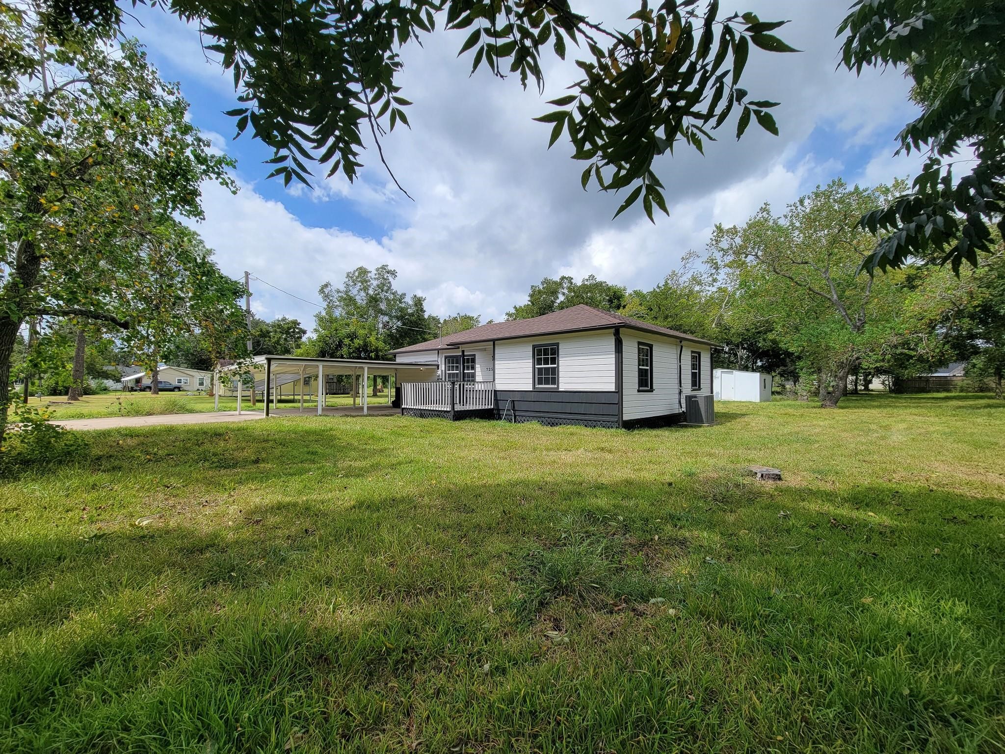 725 Cahill Road Property Photo 38