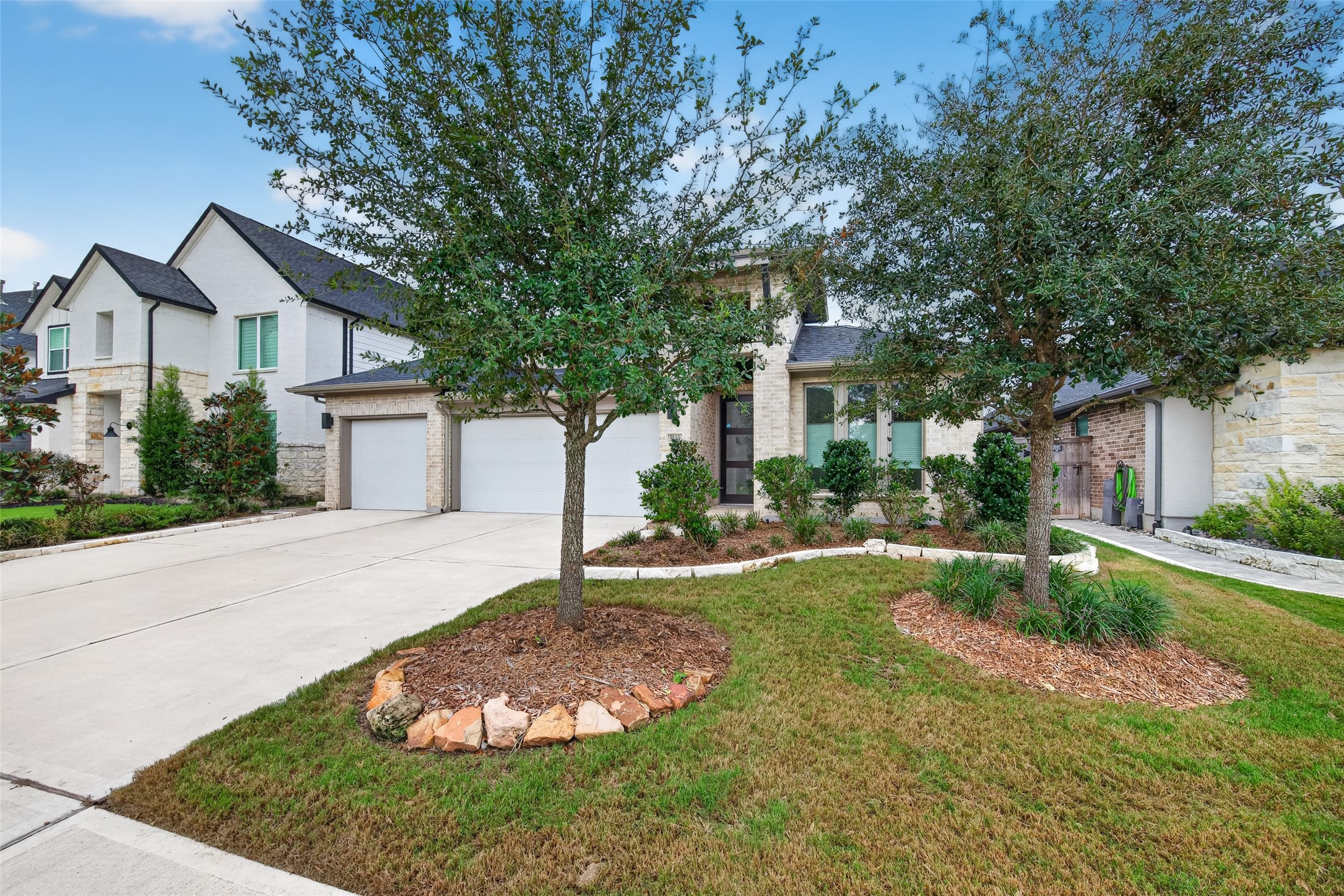 5130 Albany Shores Lane Property Photo 4