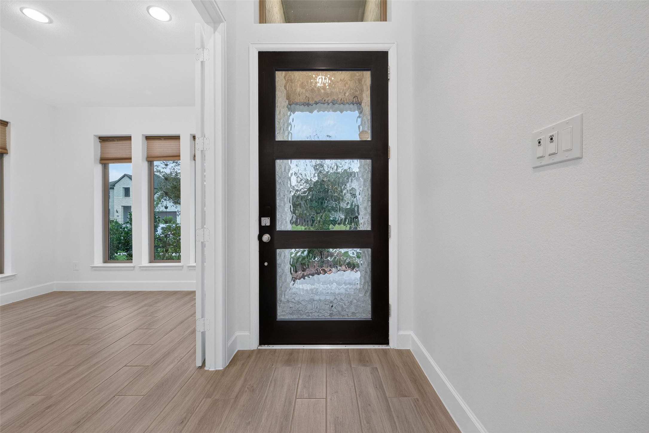 5130 Albany Shores Lane Property Photo 6