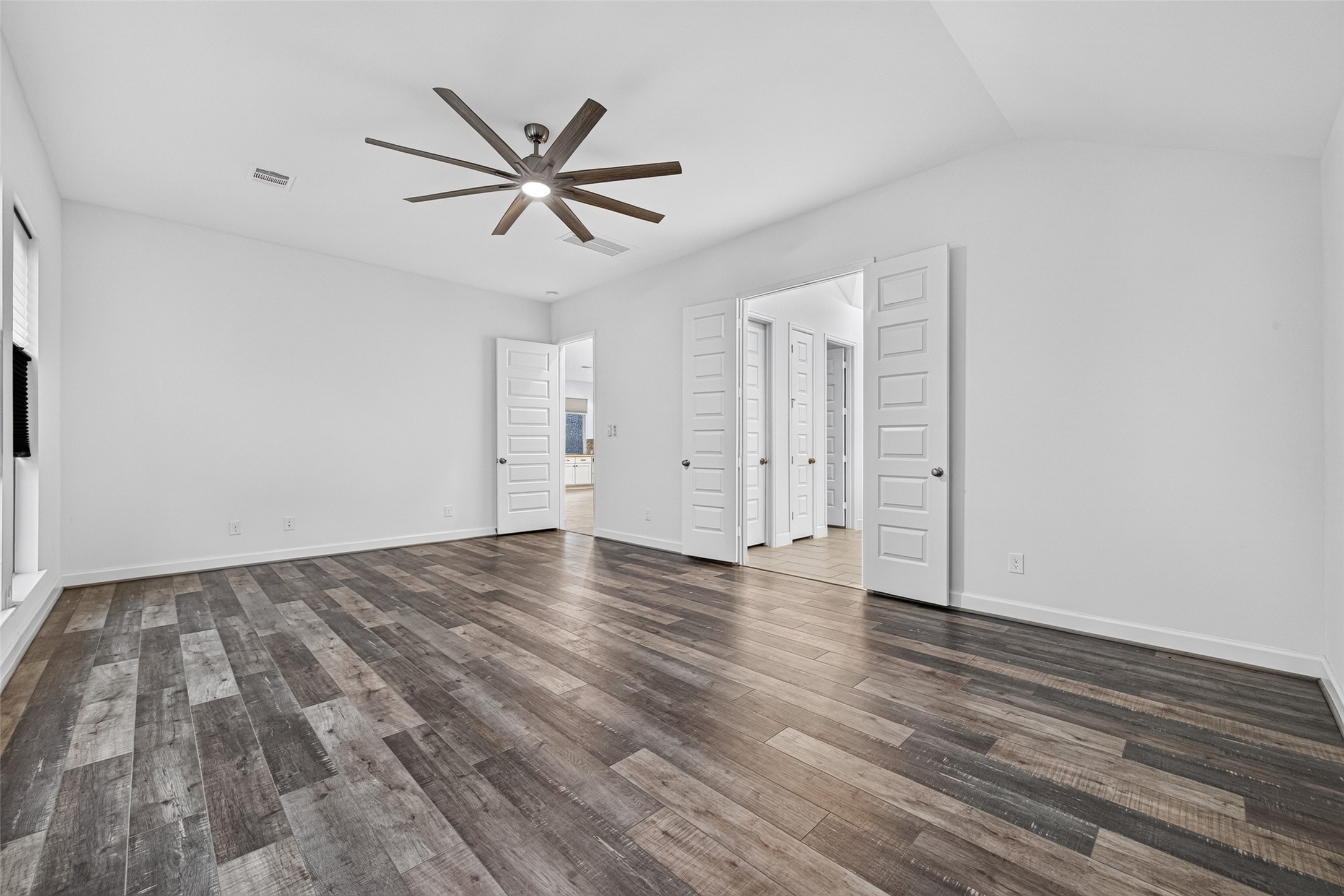 5130 Albany Shores Lane Property Photo 19