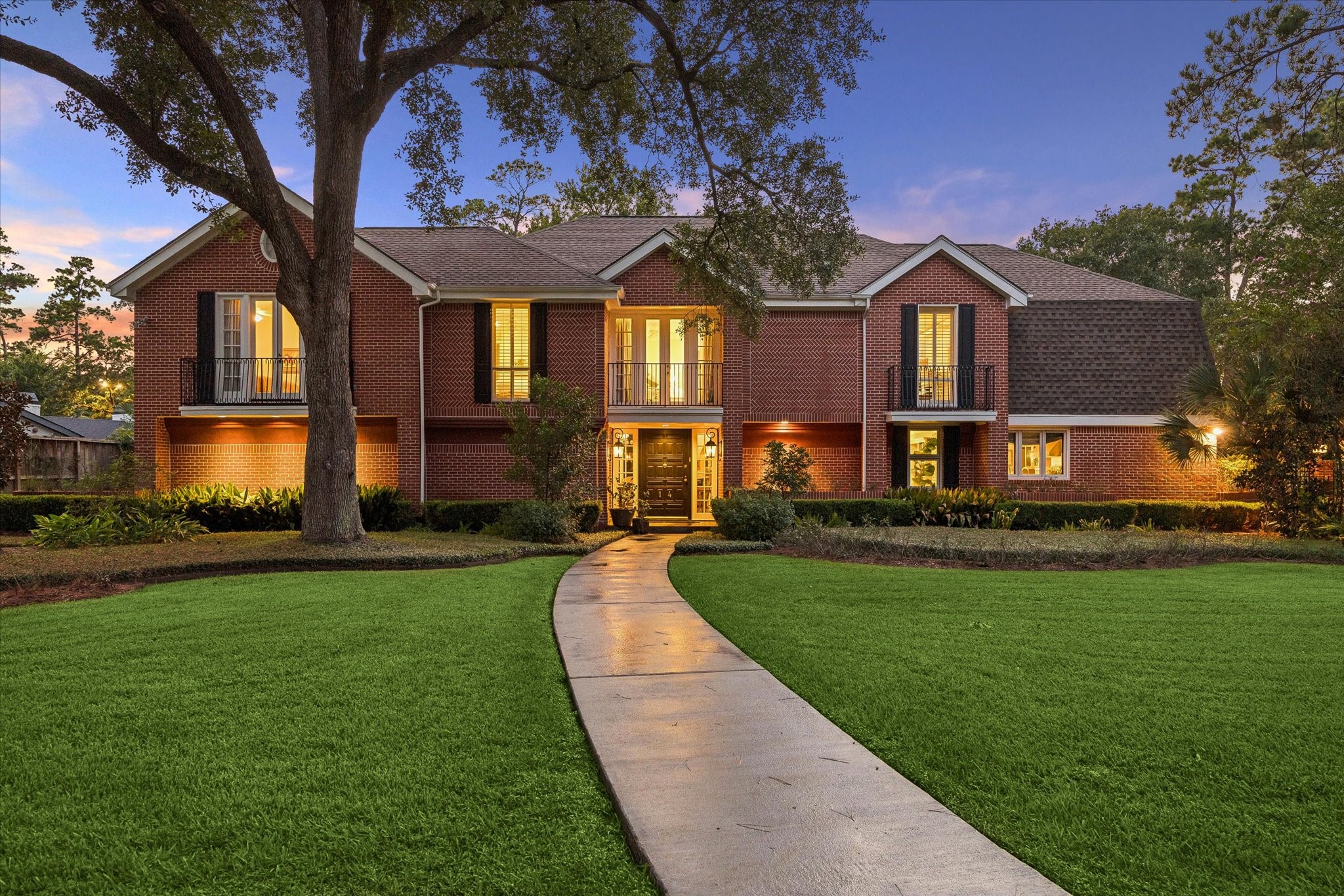 14 Stonegate Drive Property Photo 1