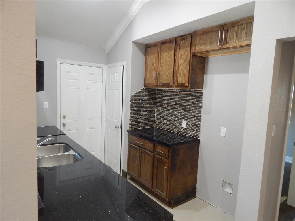 3835 Amos Street Property Photo 5