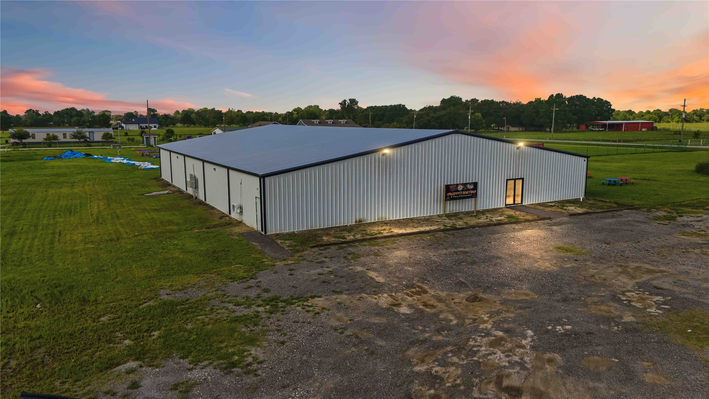 1061 County Road 6111 Property Photo 43