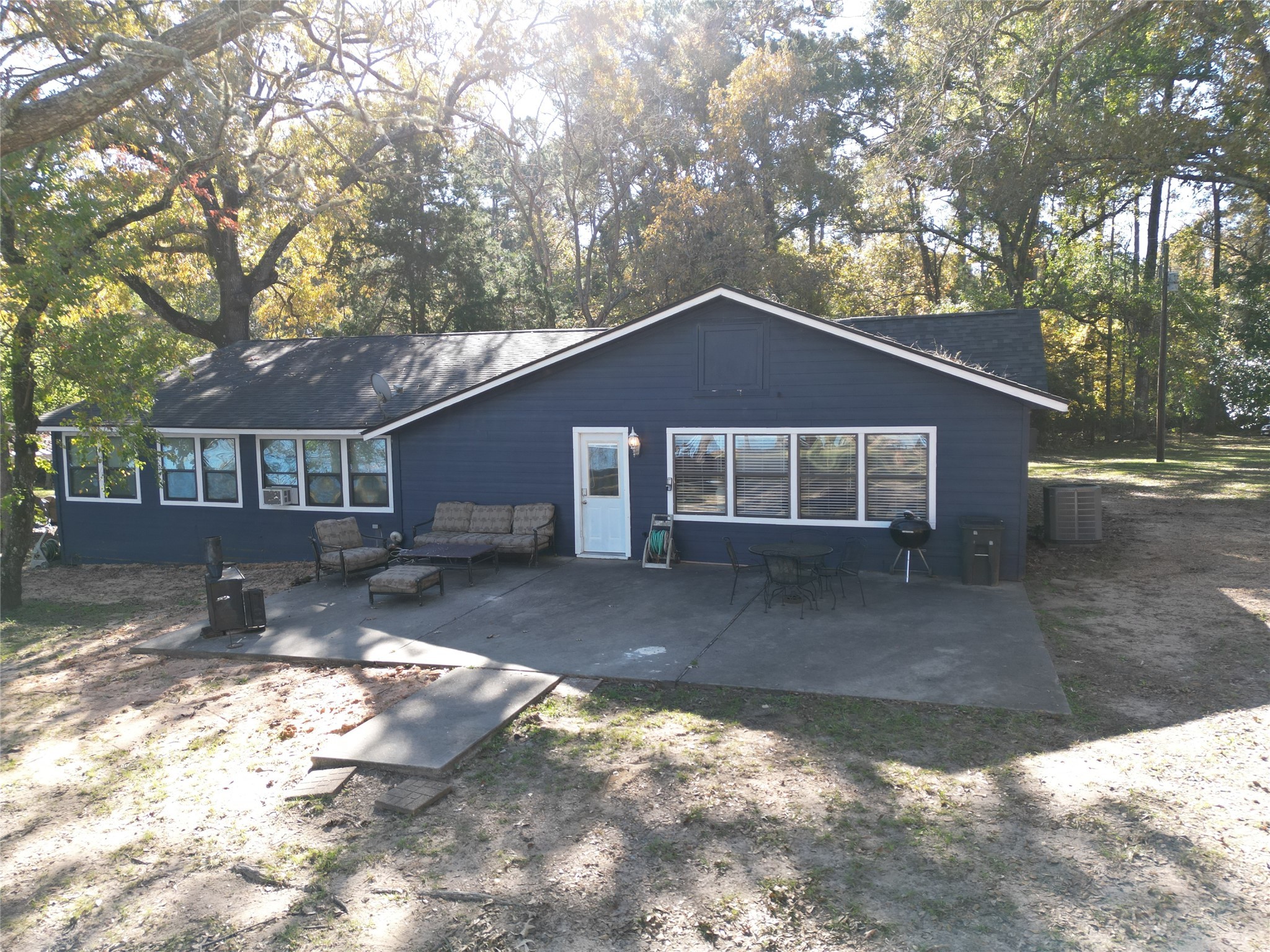161 E Waltz Lane Property Photo 4