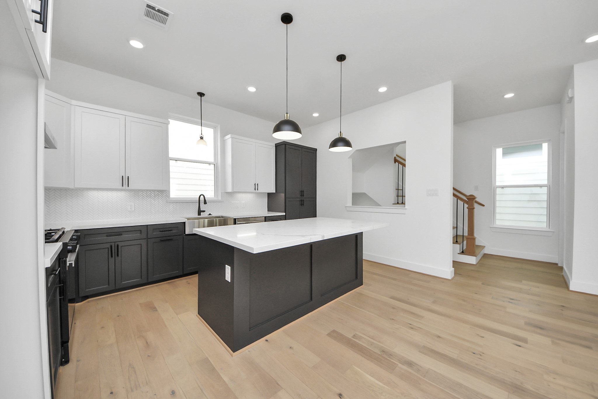 721 Marcella Street F Property Photo 3