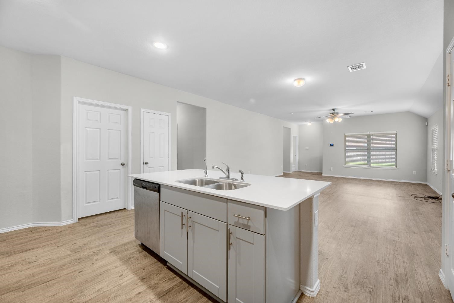 18922 Cedar Moss Court Property Photo 7