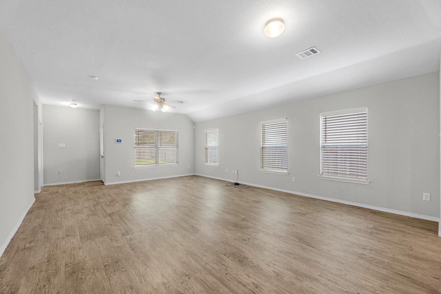 18922 Cedar Moss Court Property Photo 8