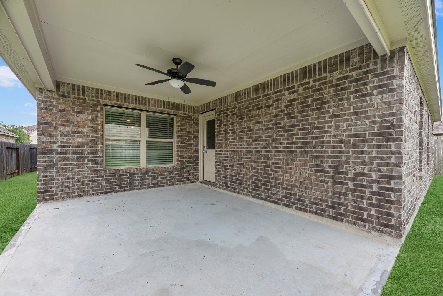 18922 Cedar Moss Court Property Photo 24