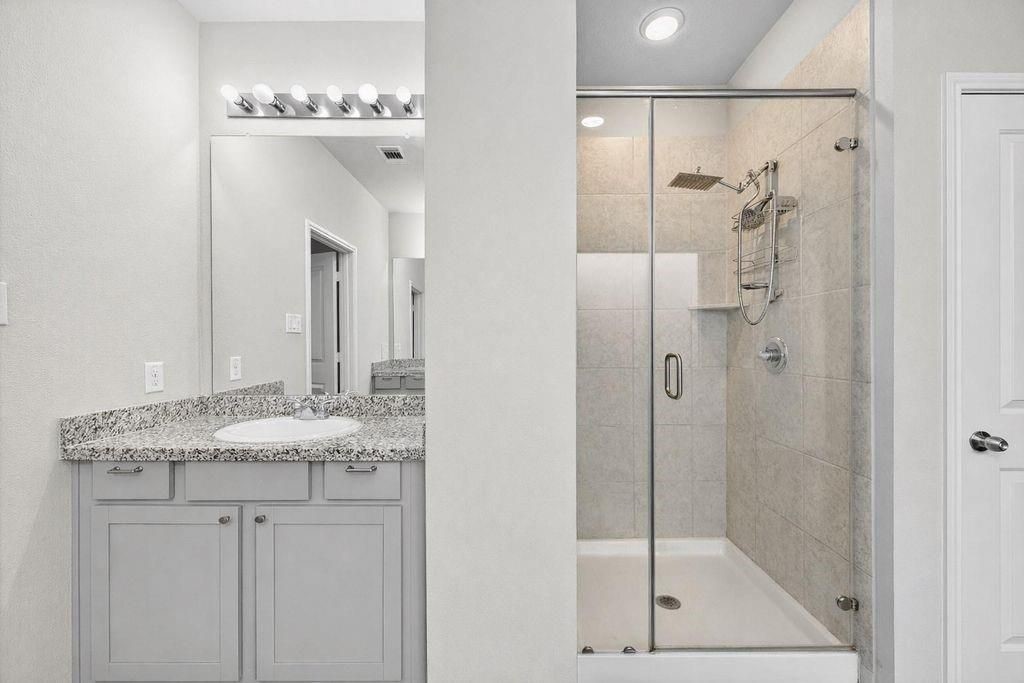 6002 Rivercane Way Property Photo 18