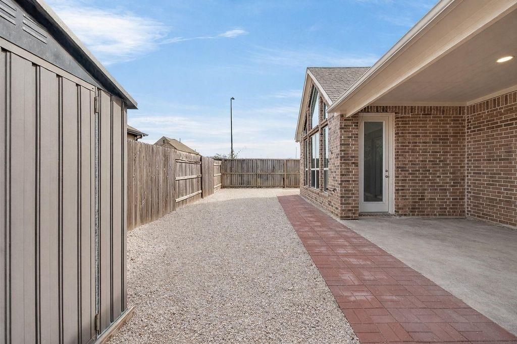 6002 Rivercane Way Property Photo 32